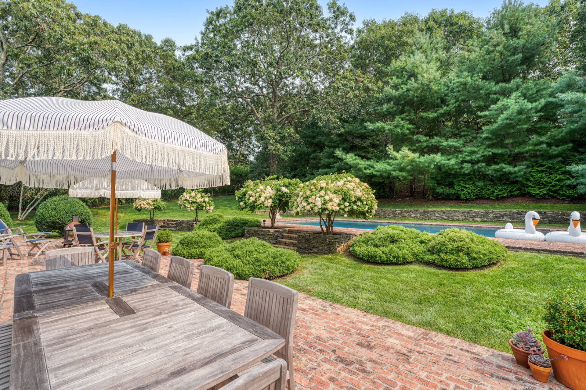 14 Montauk Avenue Ext