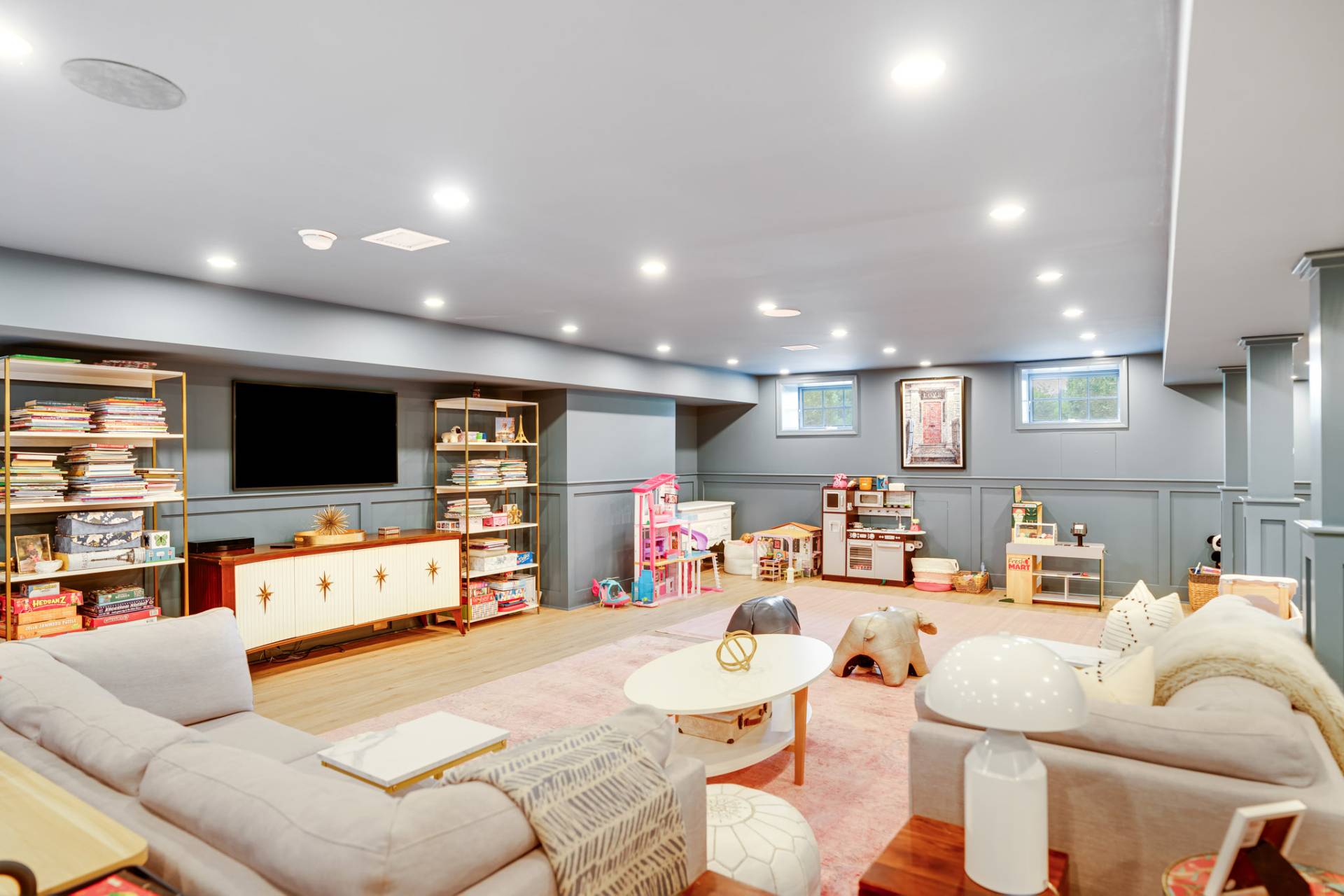 14 Montauk Avenue Ext