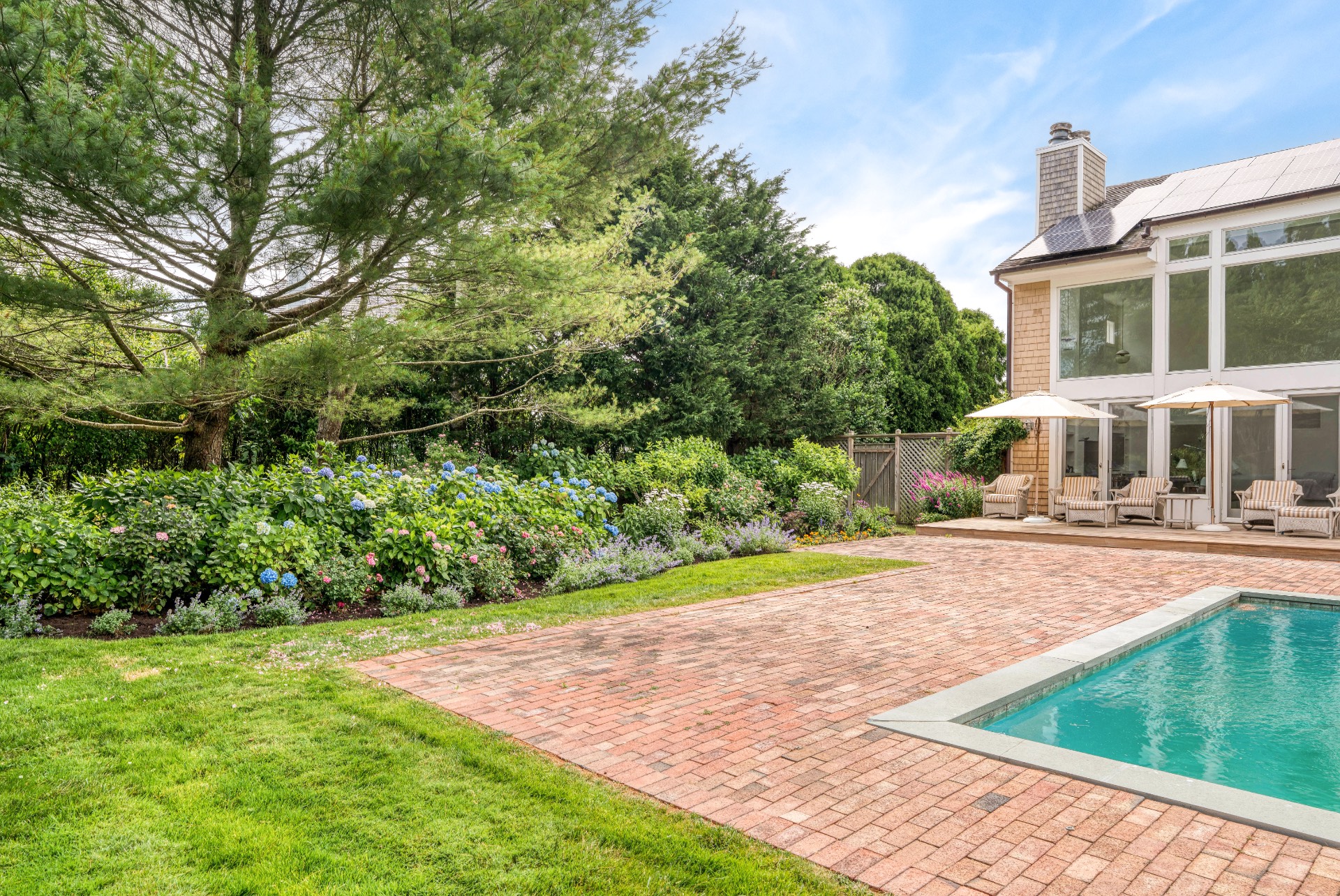 141 Bay Lane