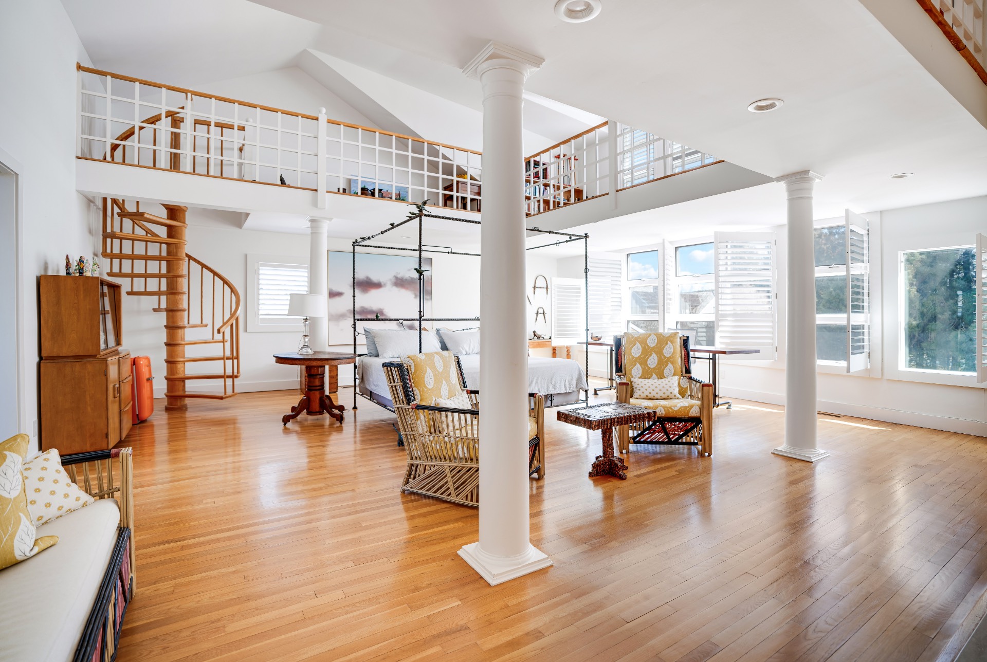 141 Bay Lane