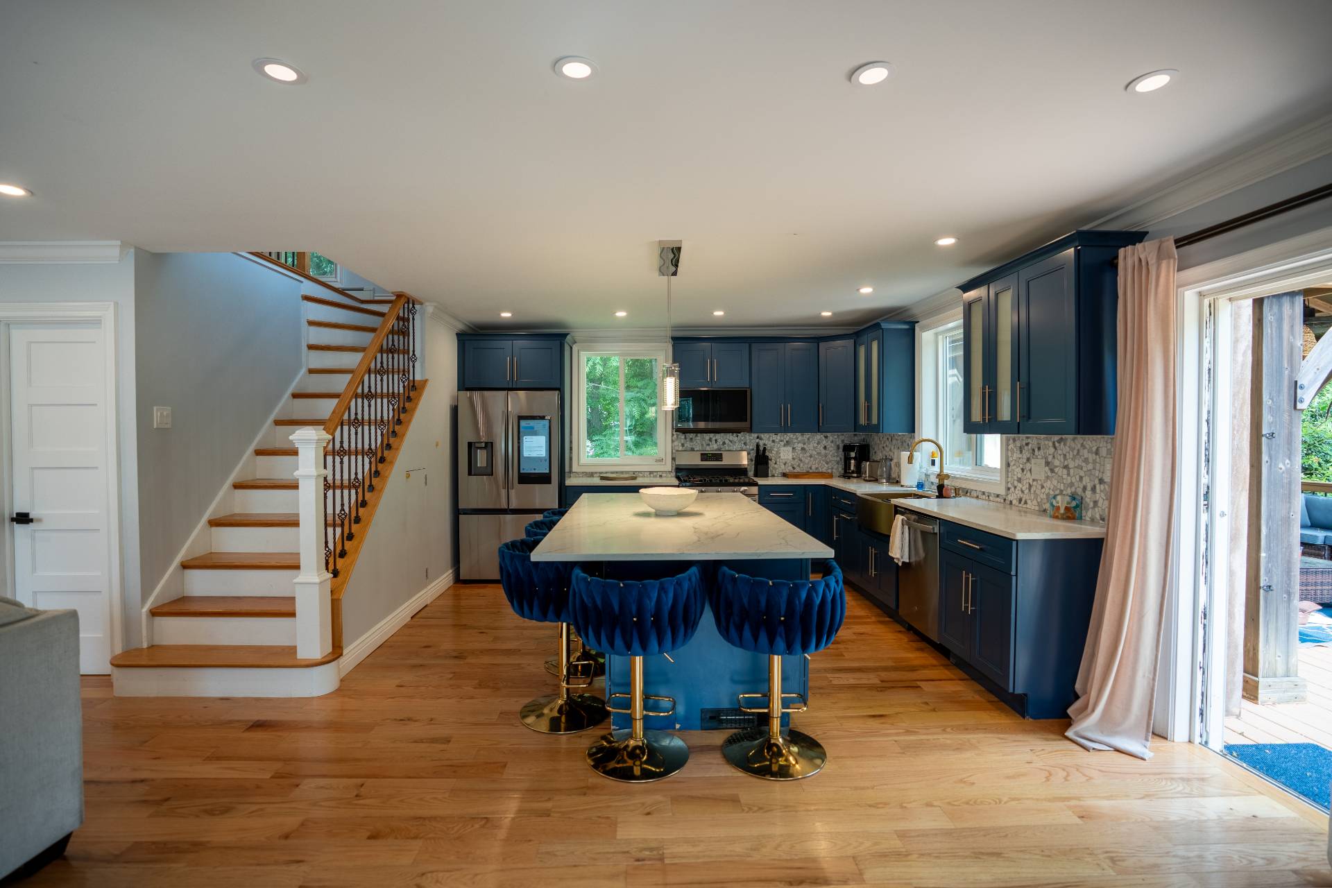 8300 Main Road