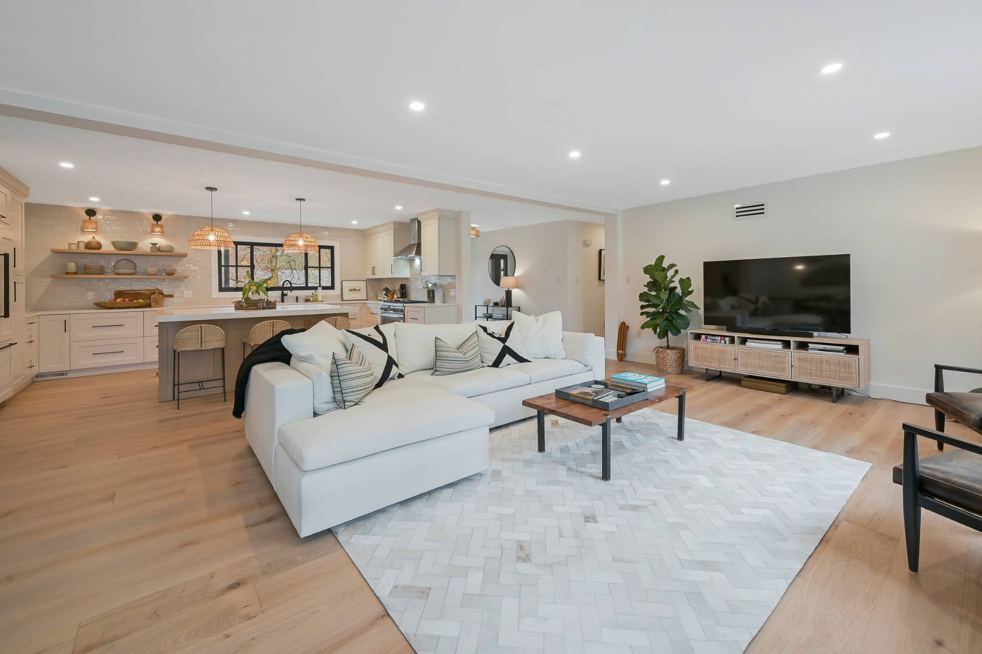 15 WILDWOOD RD