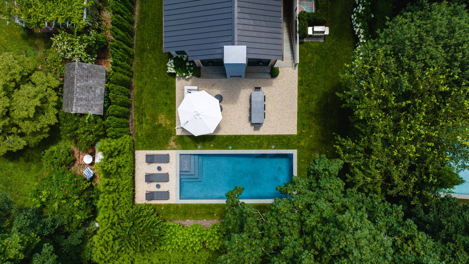 11 Grand St