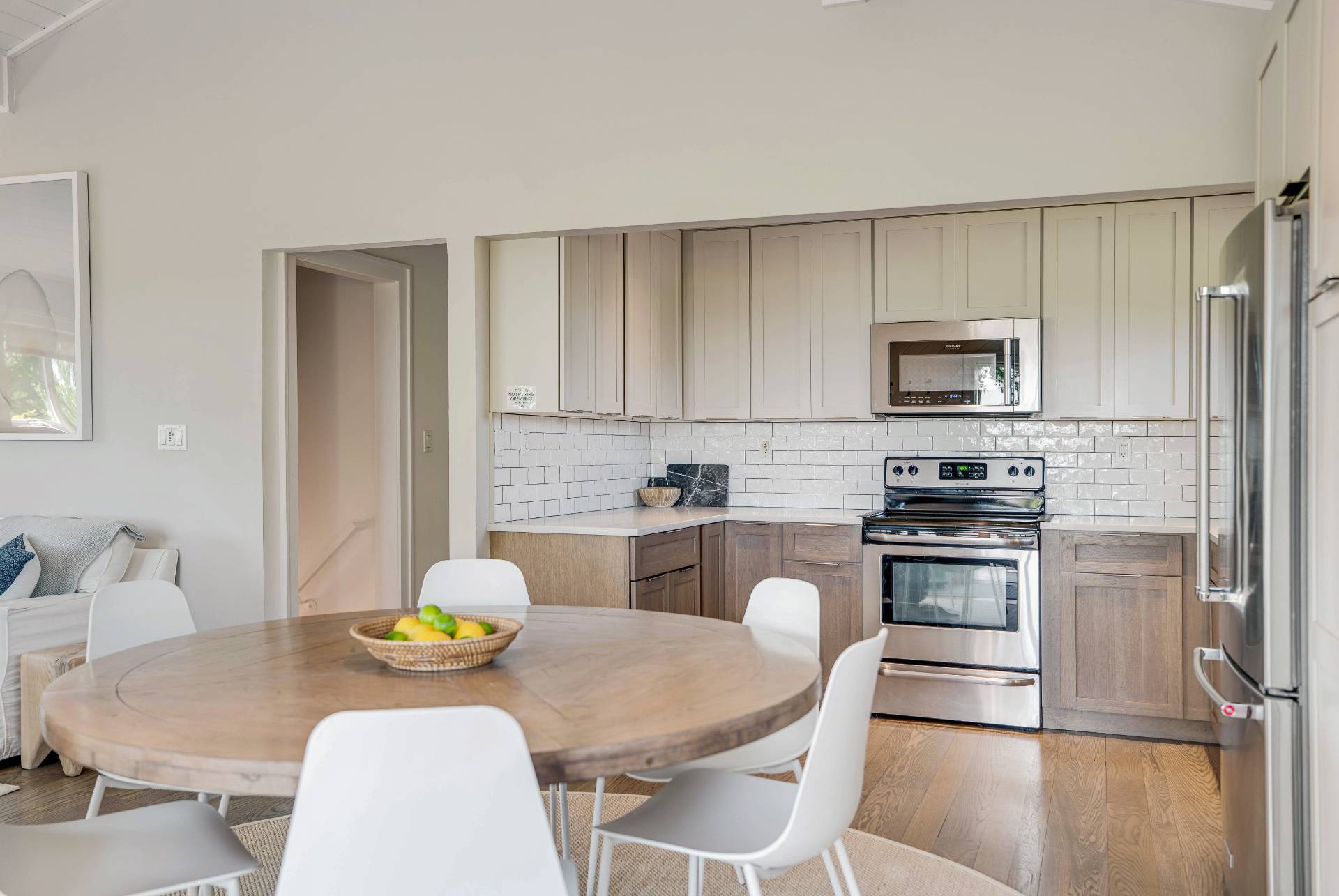 93 BENSON DR