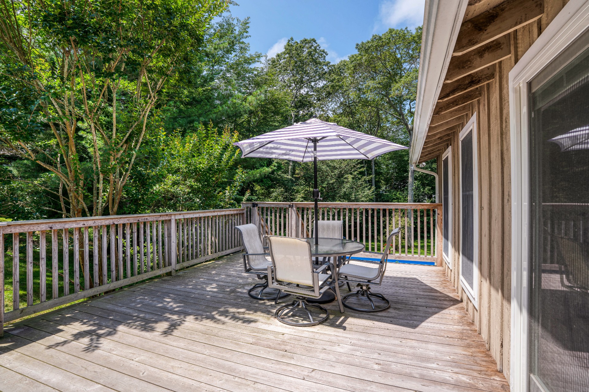 15 Greenway Drive
