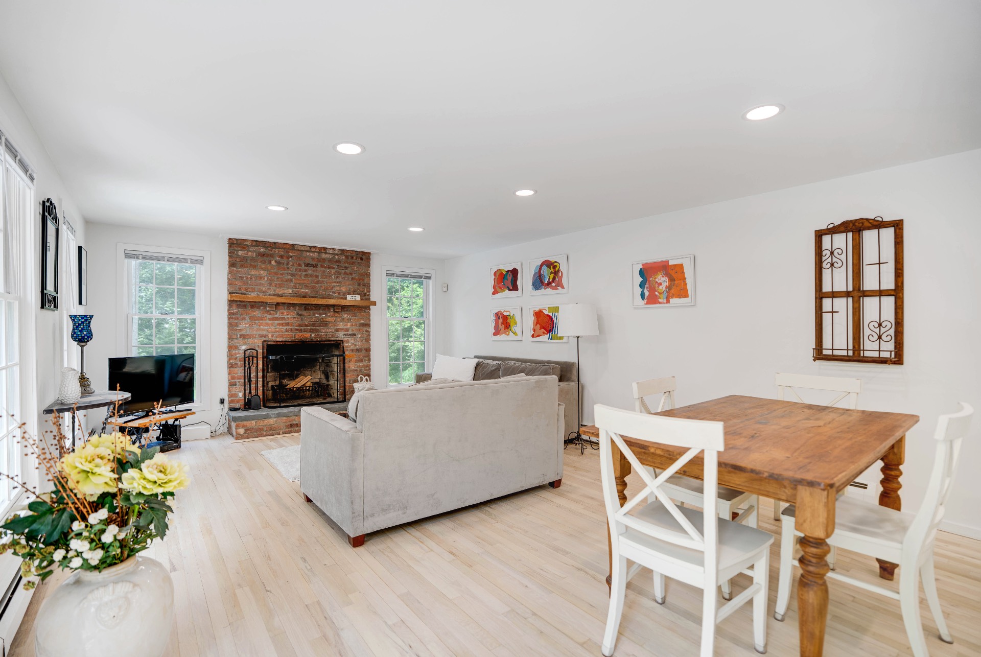15 Greenway Drive