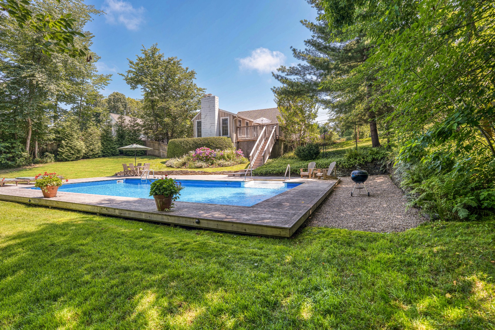 15 Greenway Drive