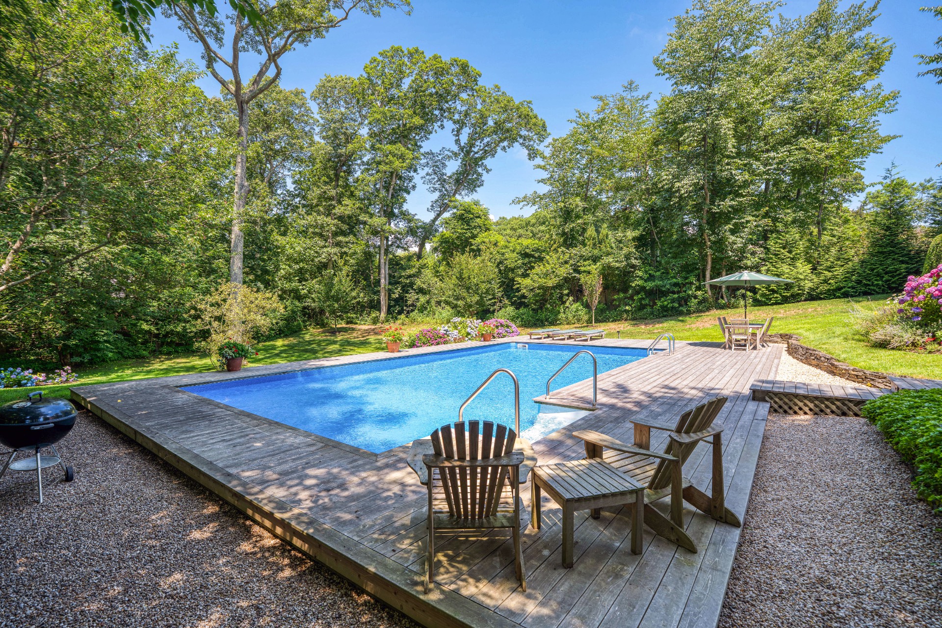 15 Greenway Drive