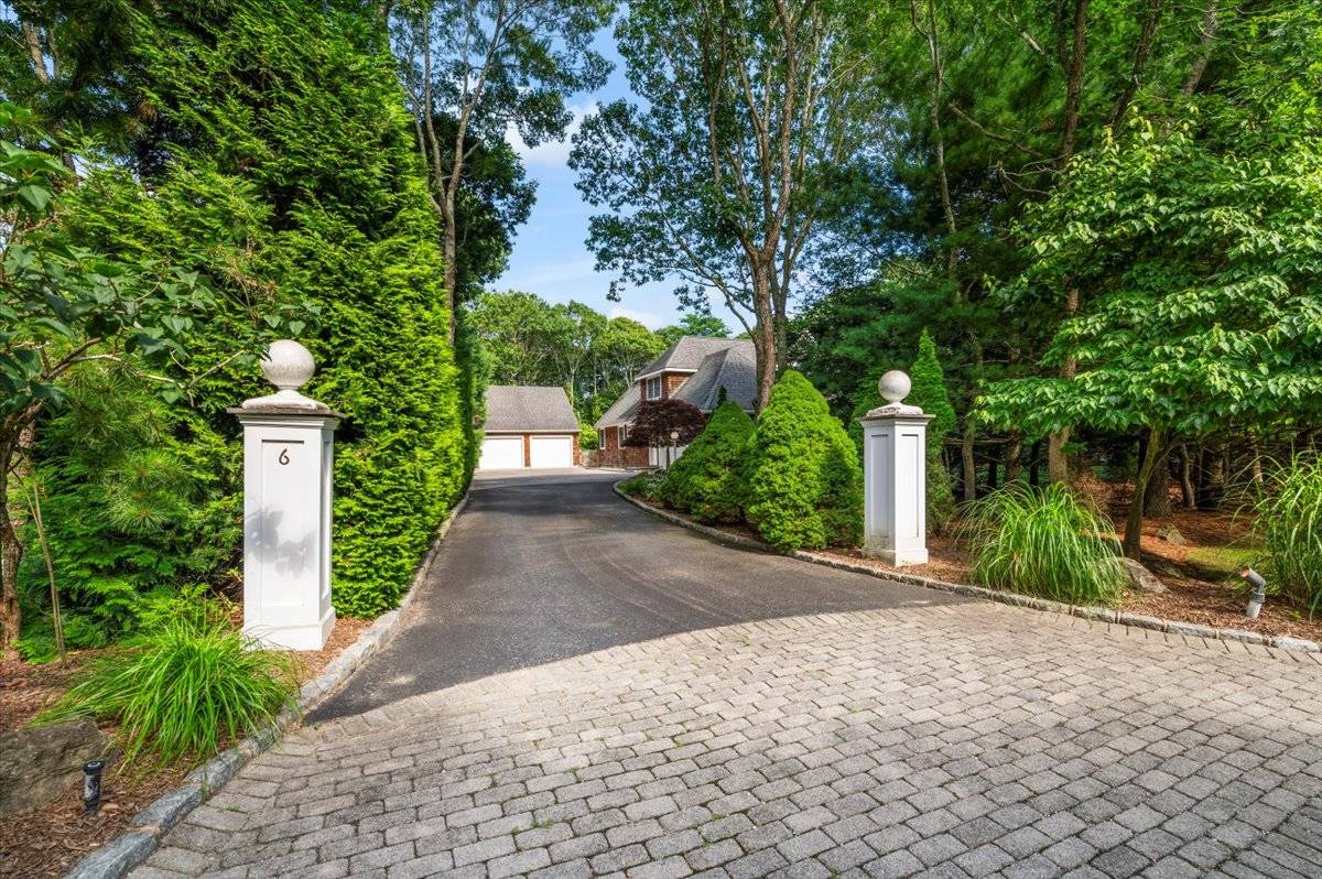 6 Bennett Drive