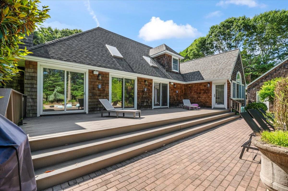 6 Bennett Drive