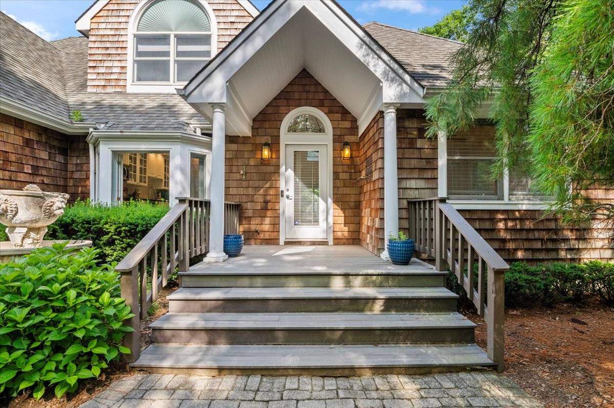 6 Bennett Drive