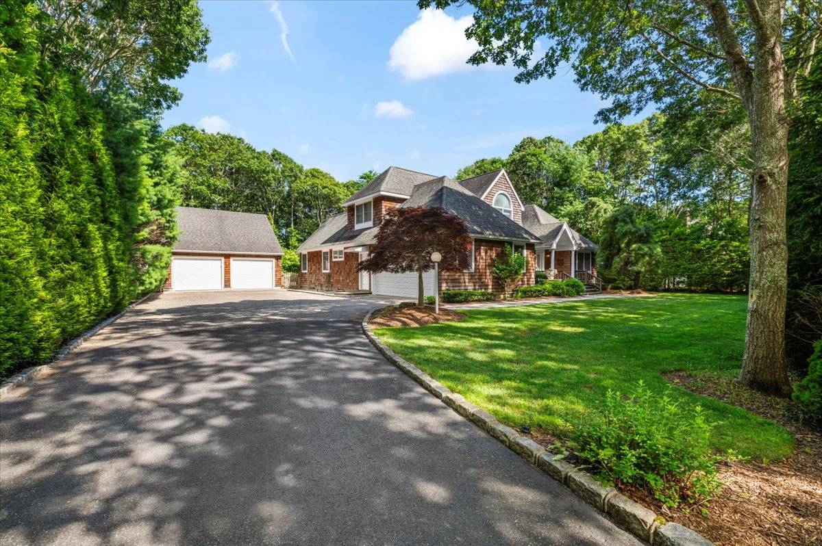 6 Bennett Drive