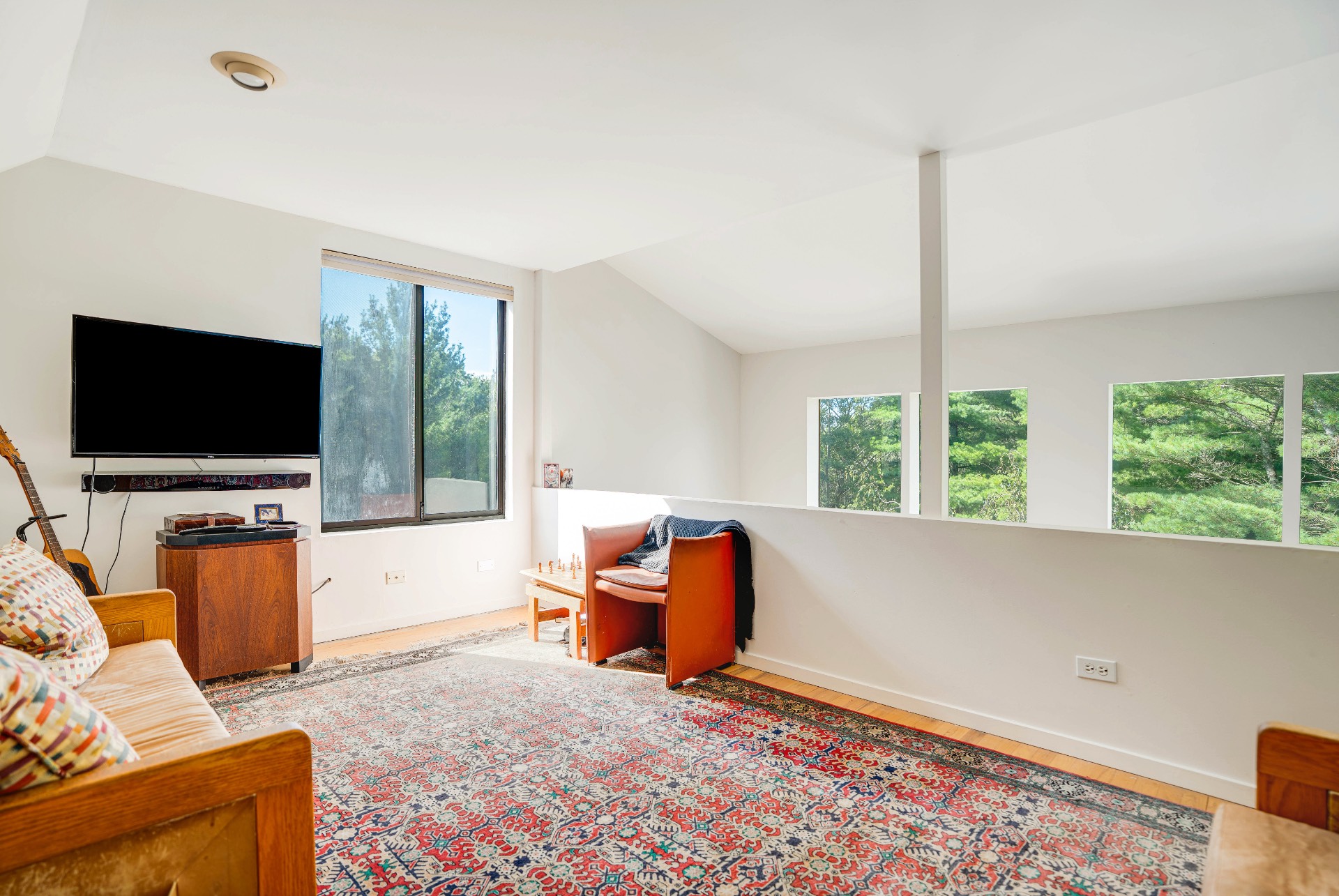 187 Middle Highway