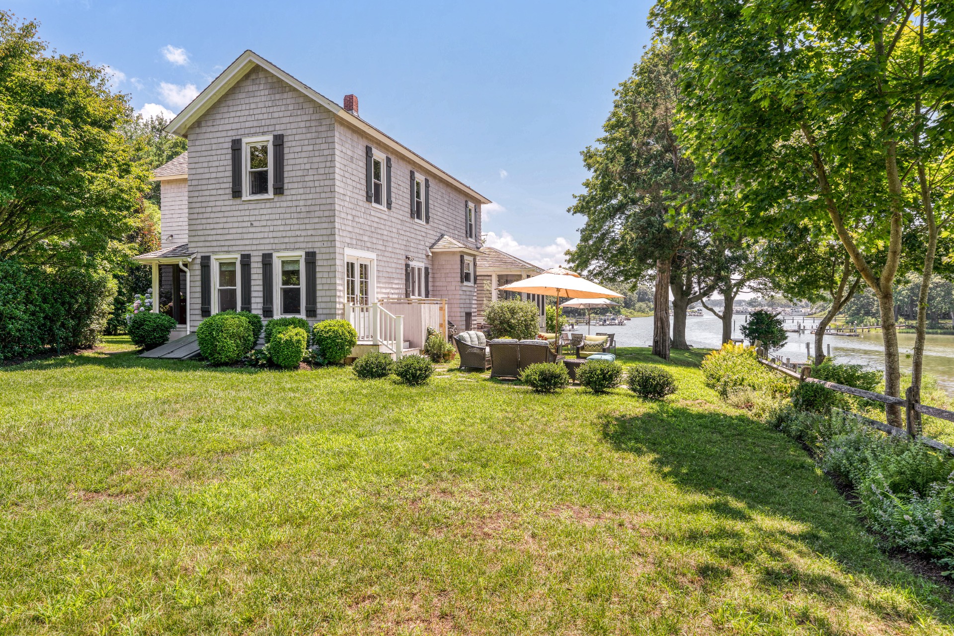 52 S Midway Rd