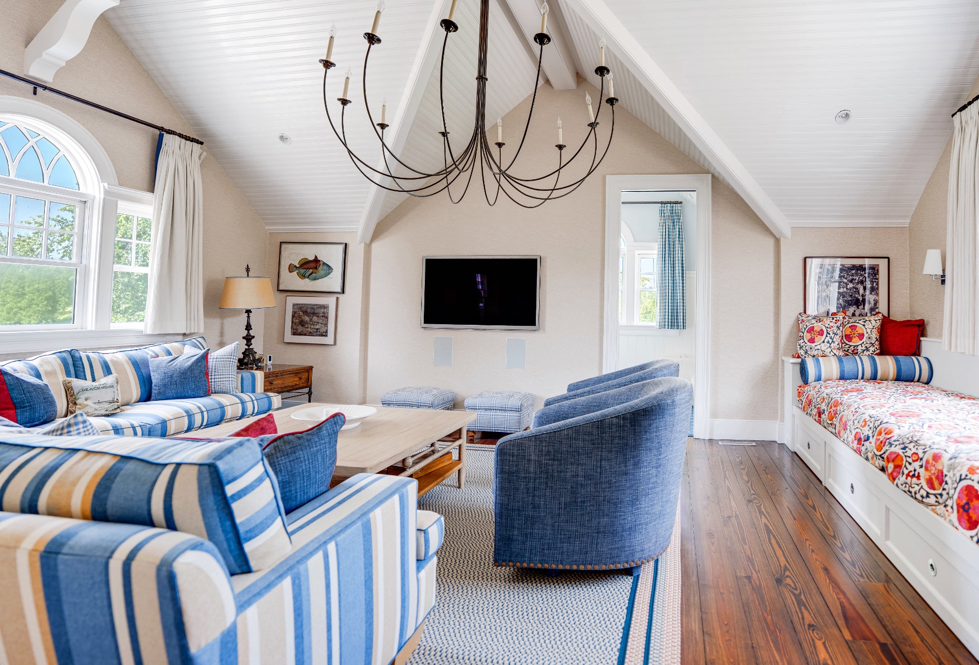 904 Cobb Road W