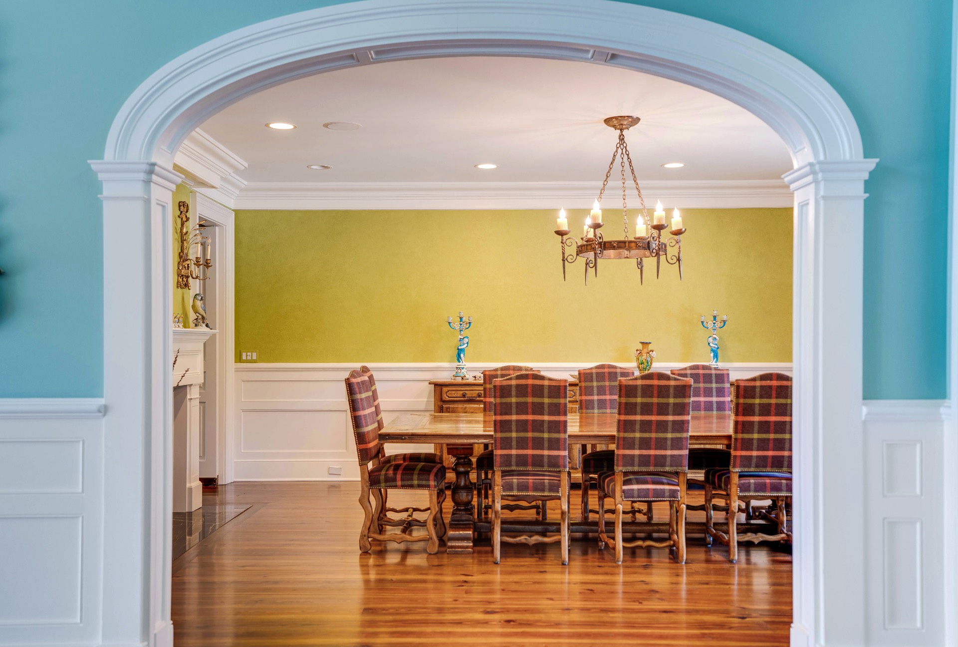904 Cobb Road W