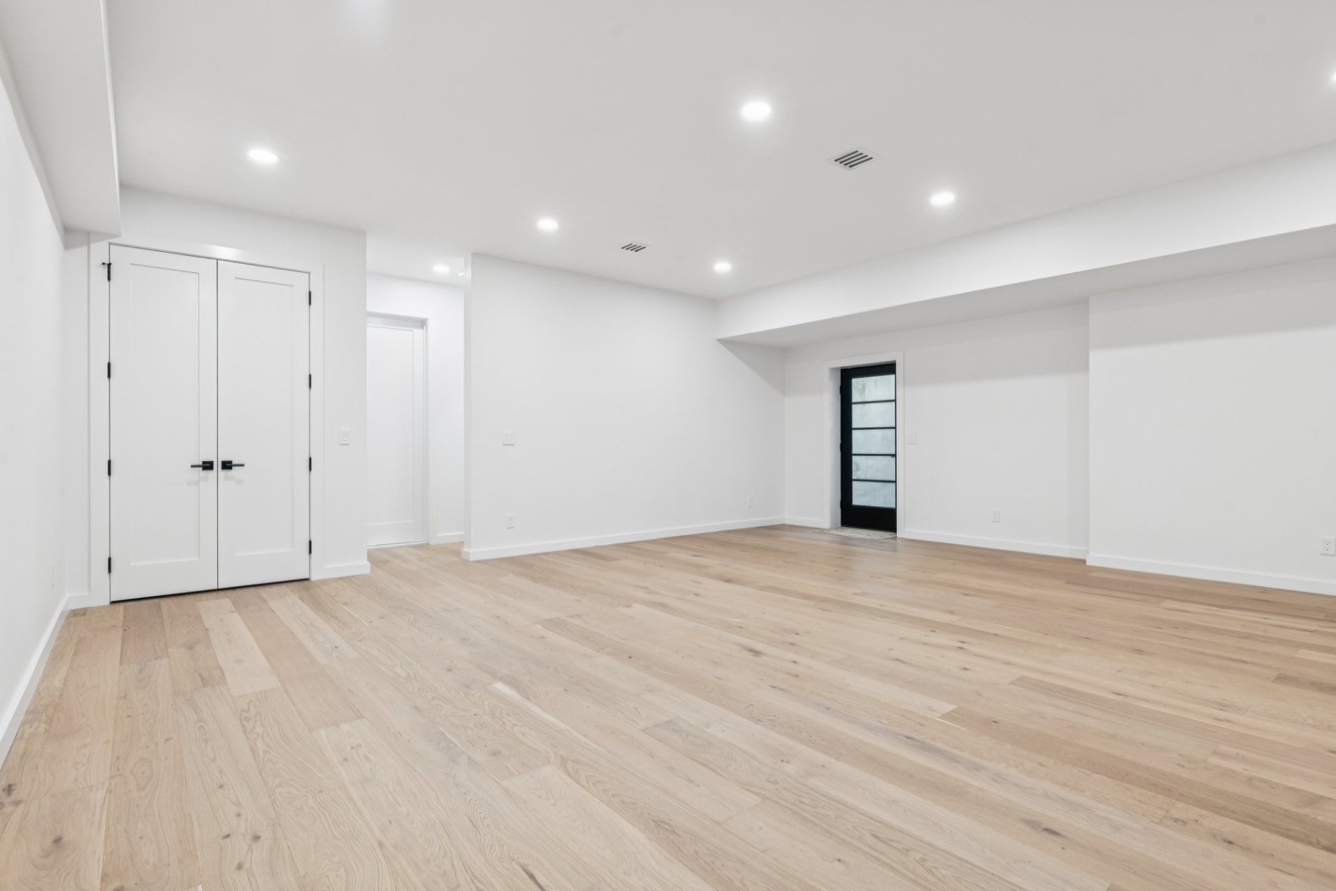 78 WALKER AVE