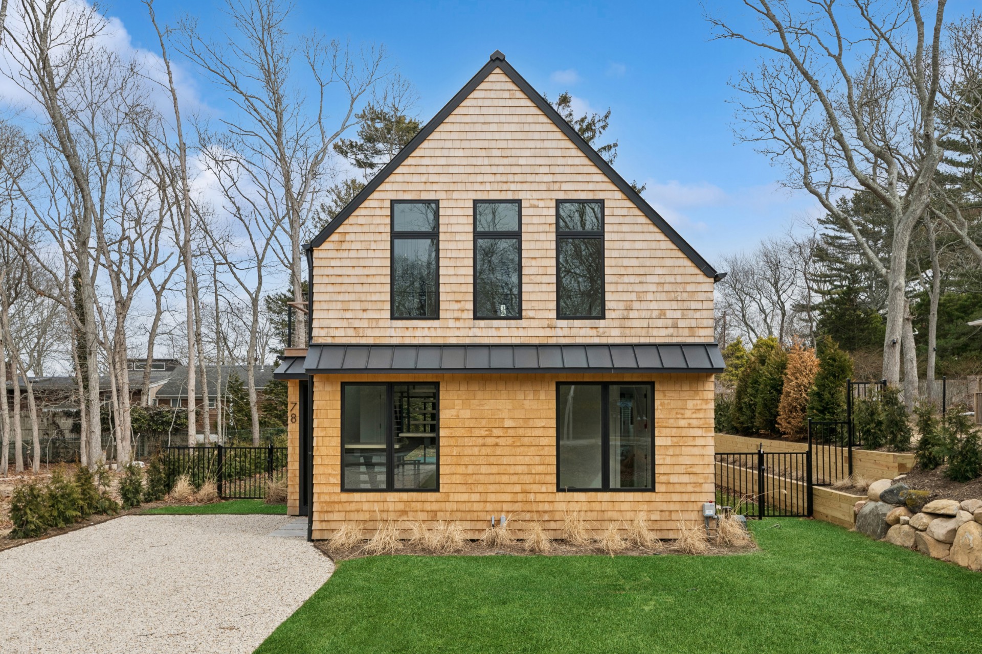 78 WALKER AVE
