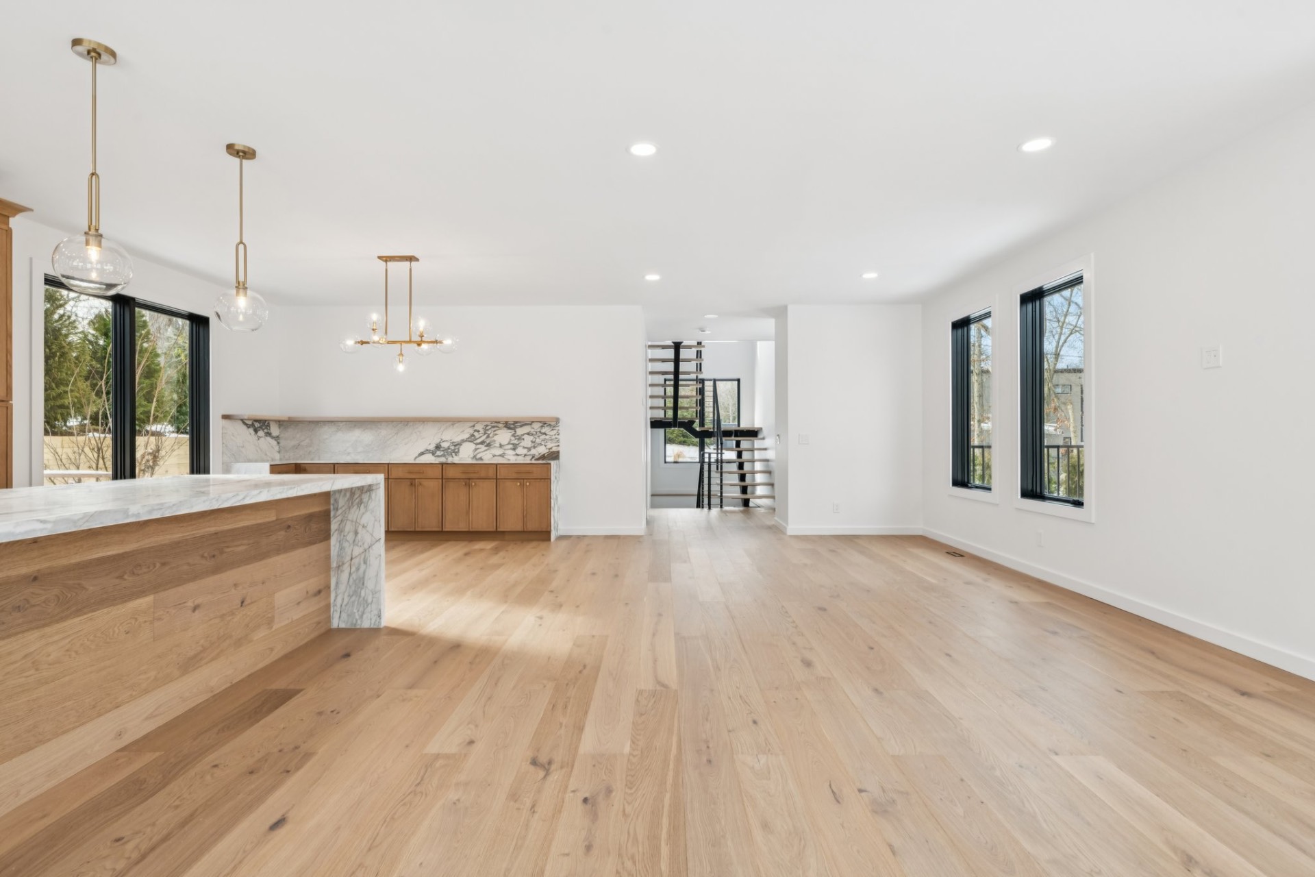 78 WALKER AVE