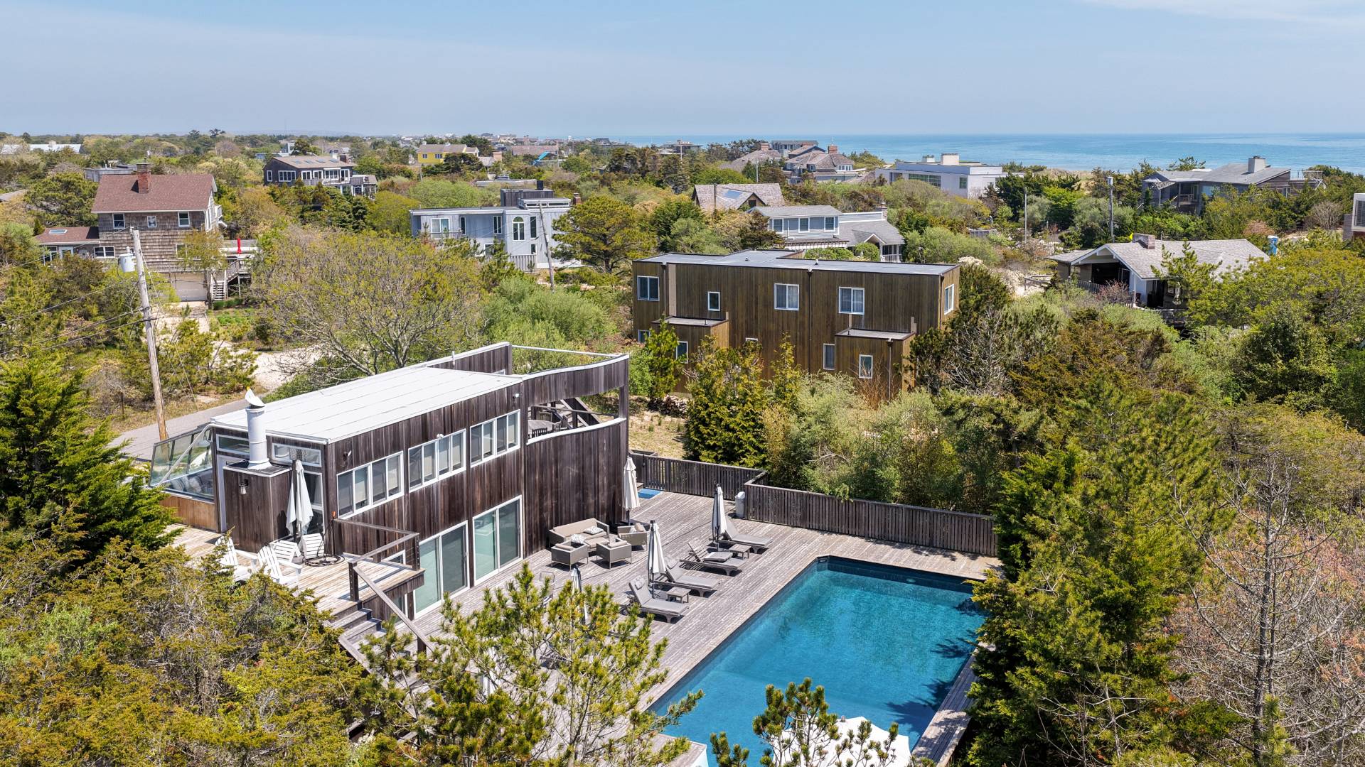 23 DEERFIELD LN