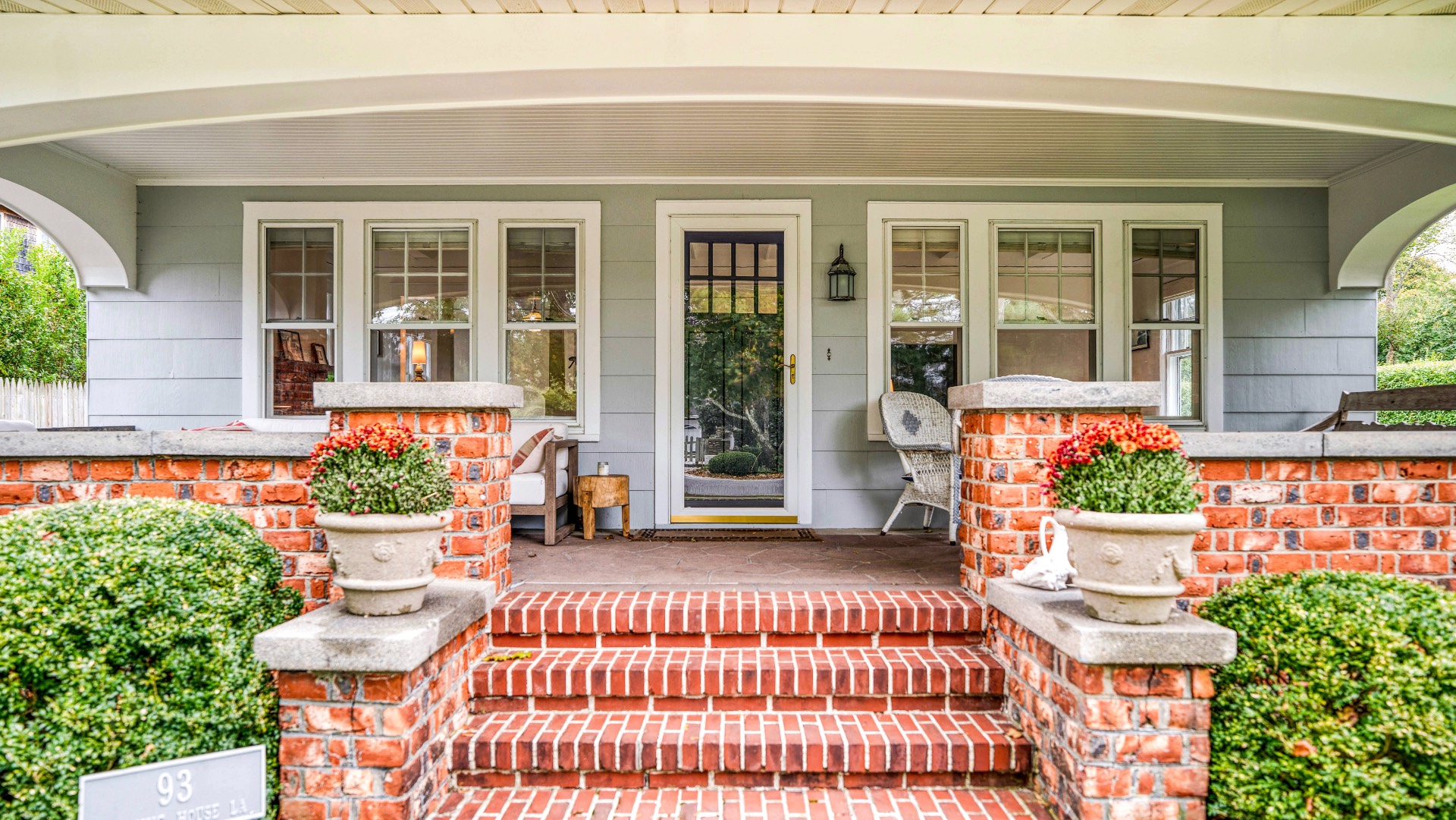 93 Meeting House Lane