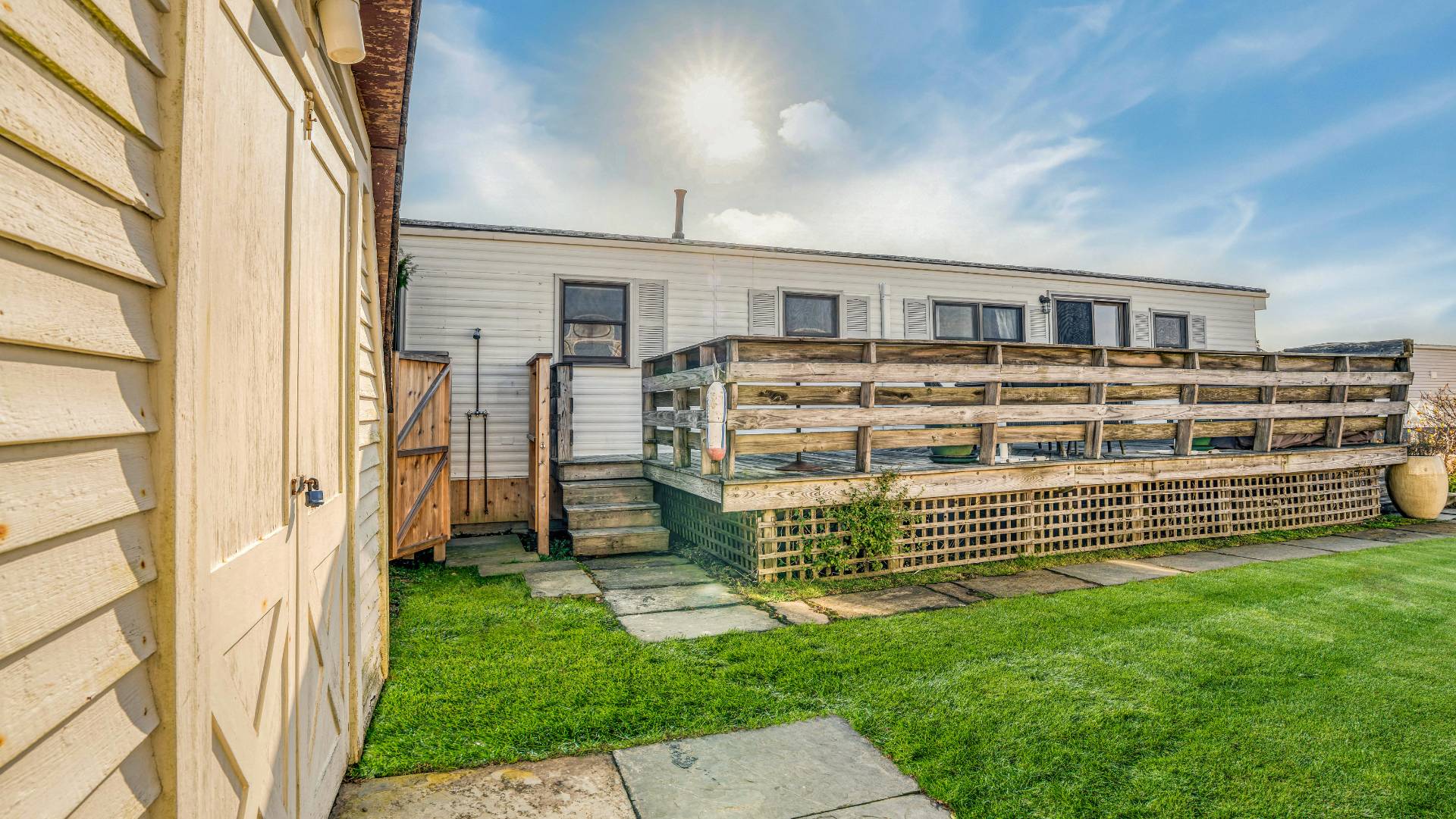 100 DeForest Road, #516