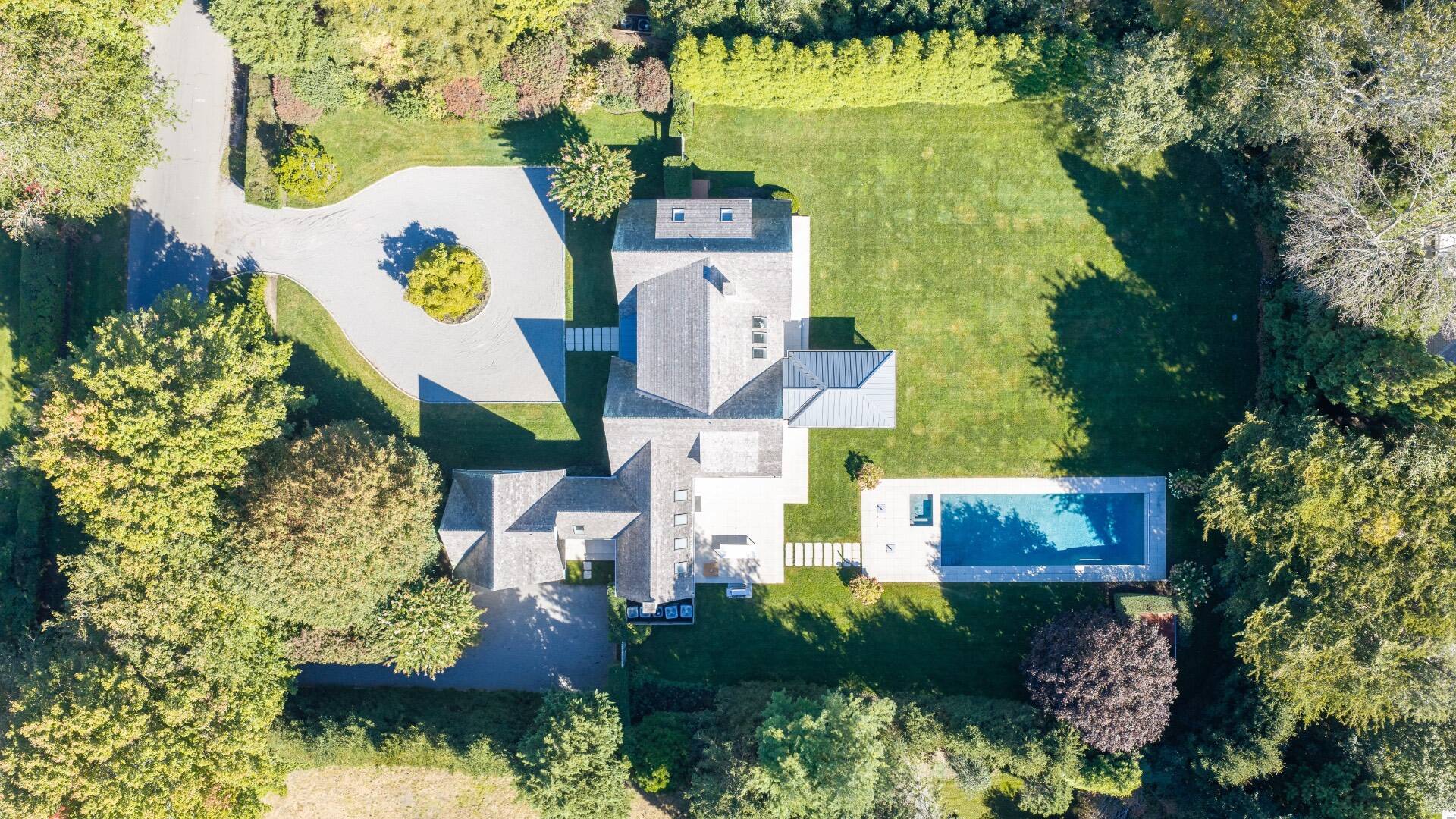 25 East Hollow Road