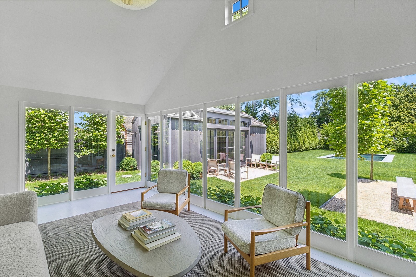 6 Cozzens Lane