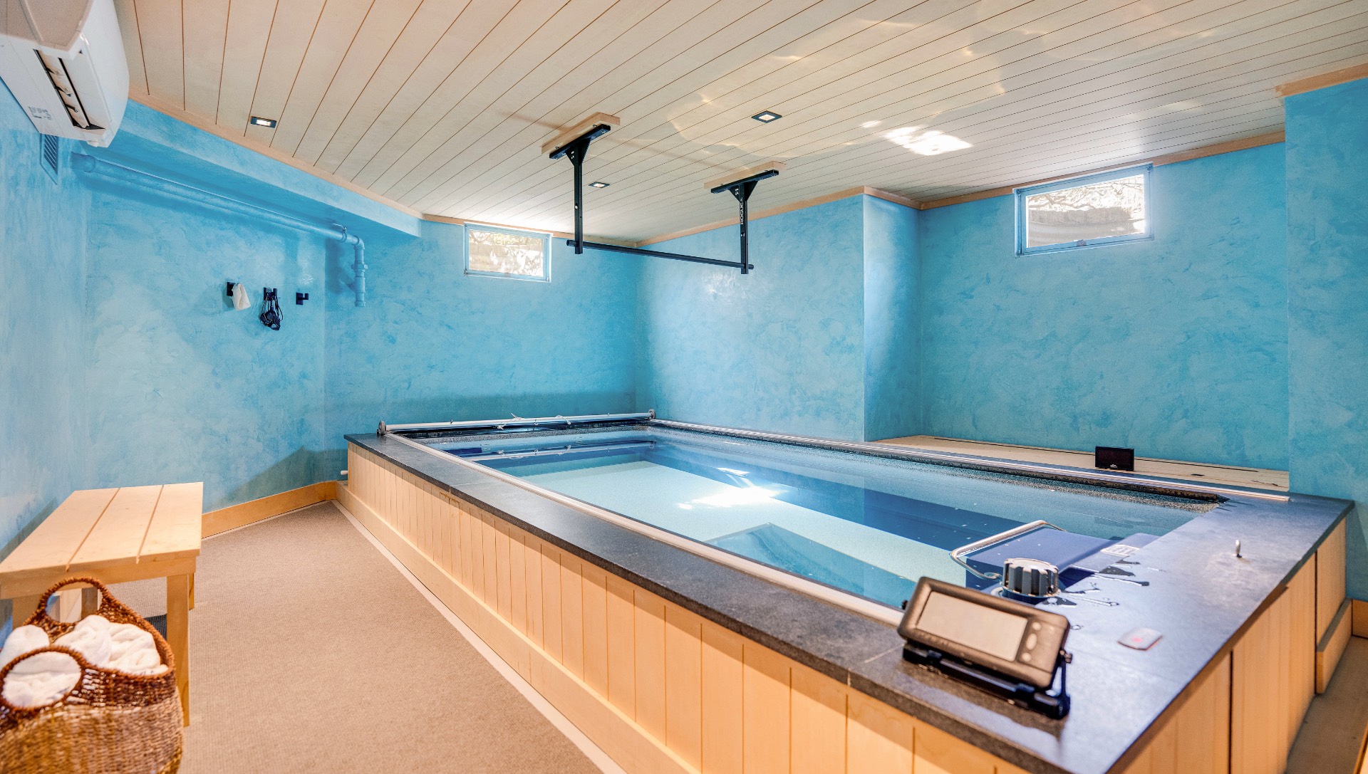 40 Daniels Hole Road