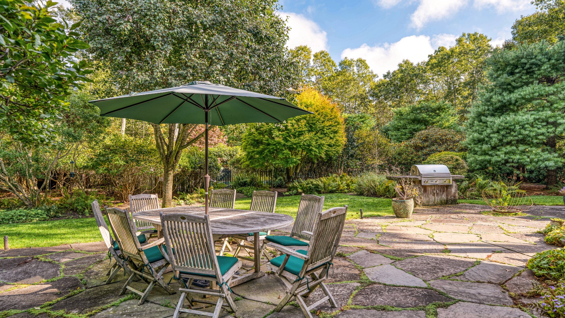 40 Daniels Hole Road