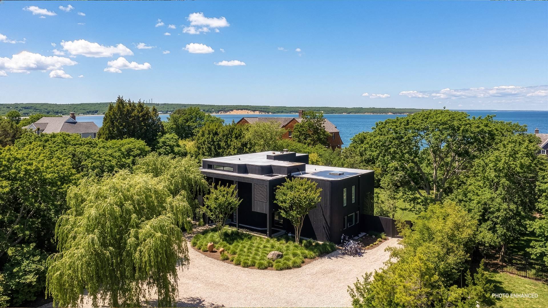 53 KETTLE HOLE RD