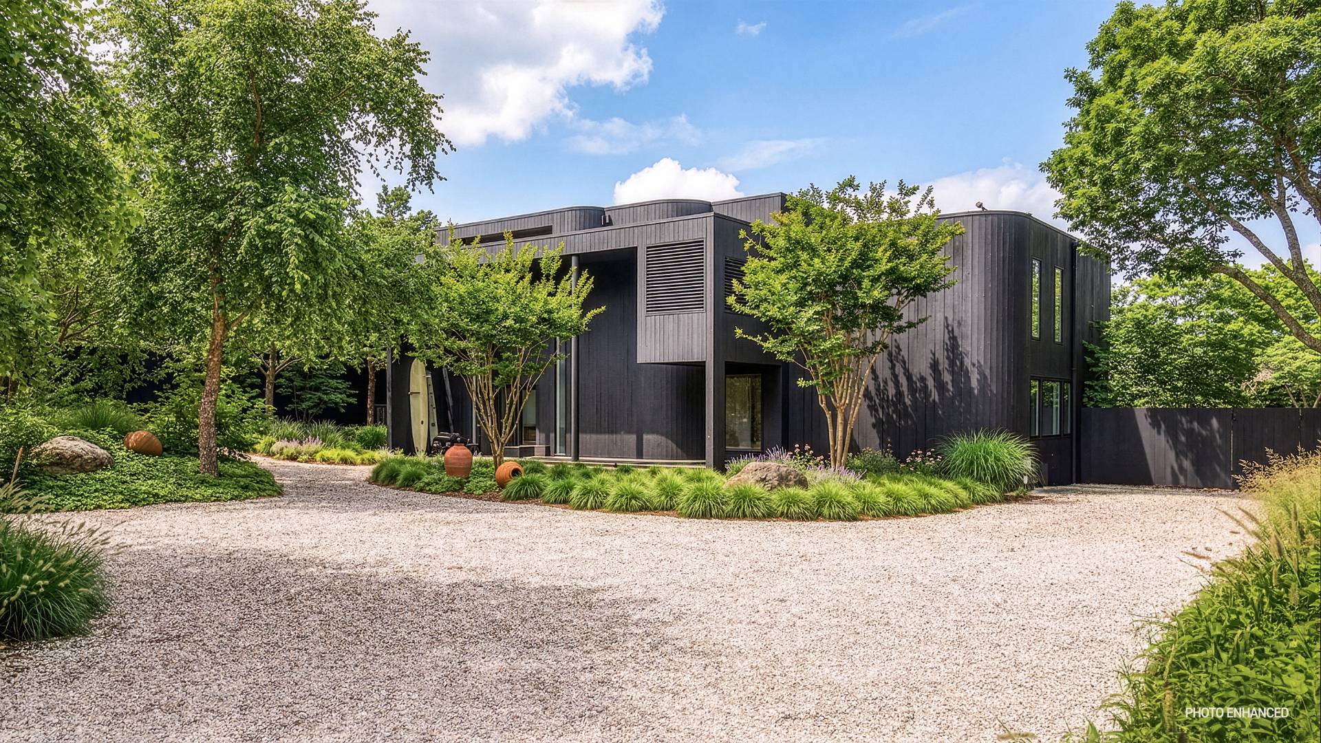 53 KETTLE HOLE RD