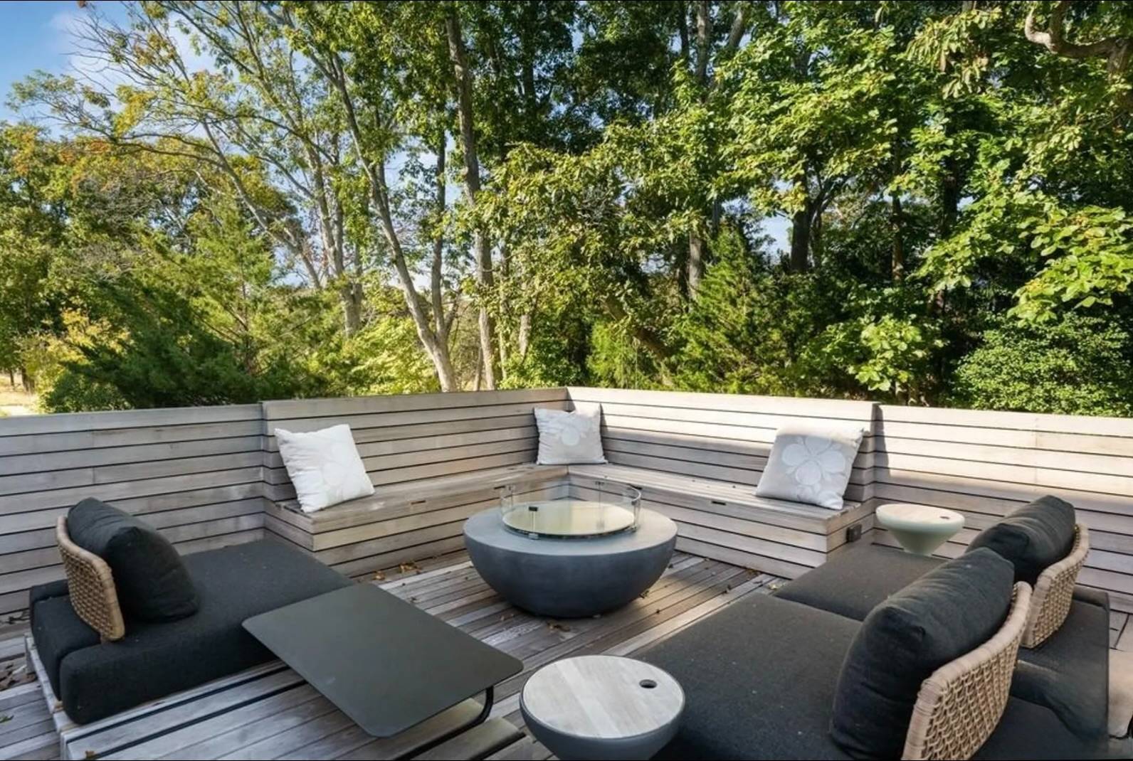 1080 Springs Fireplace Rd