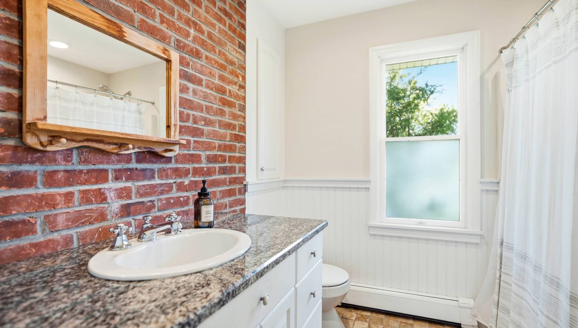 21 OVERLOOK DR