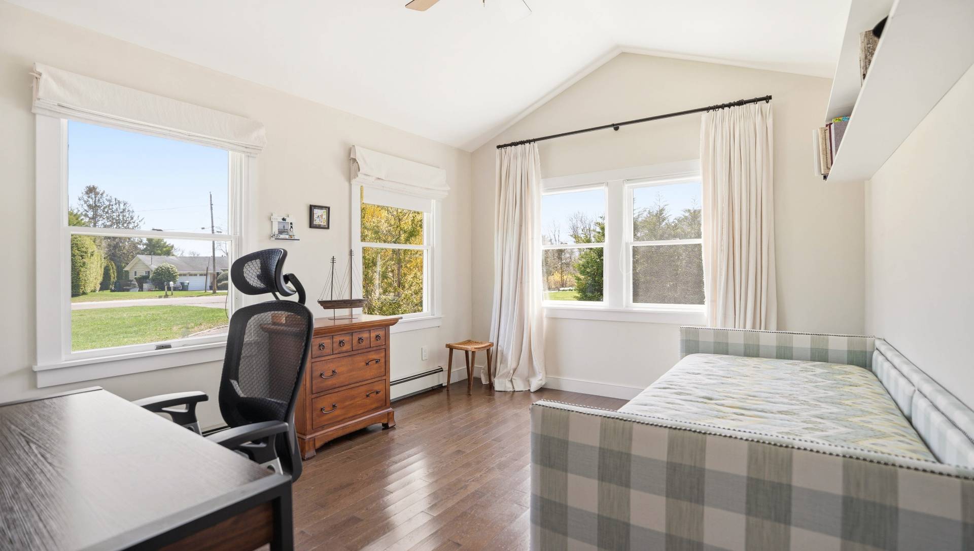 21 OVERLOOK DR