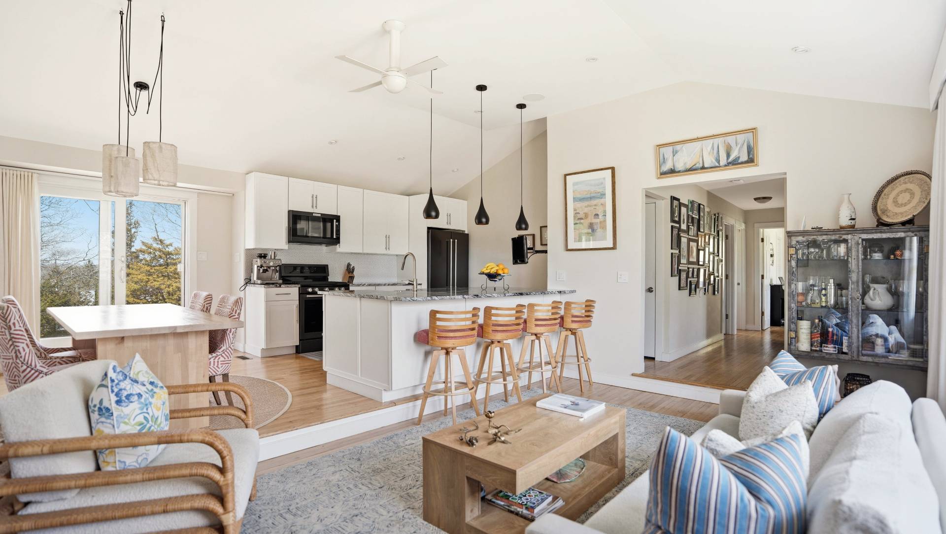 21 OVERLOOK DR