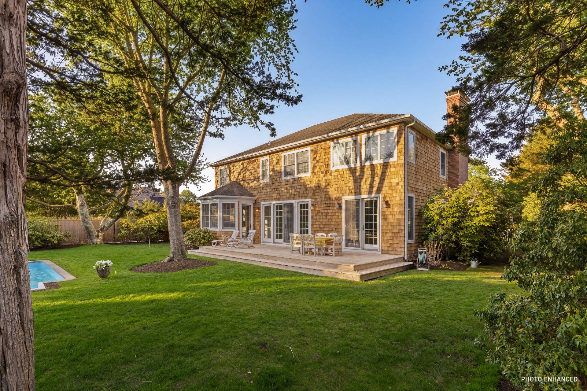 90 Hedges Lane