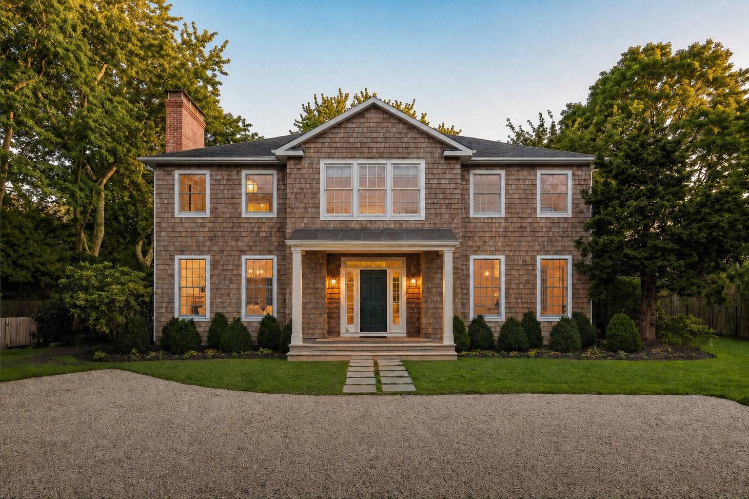 90 Hedges Lane