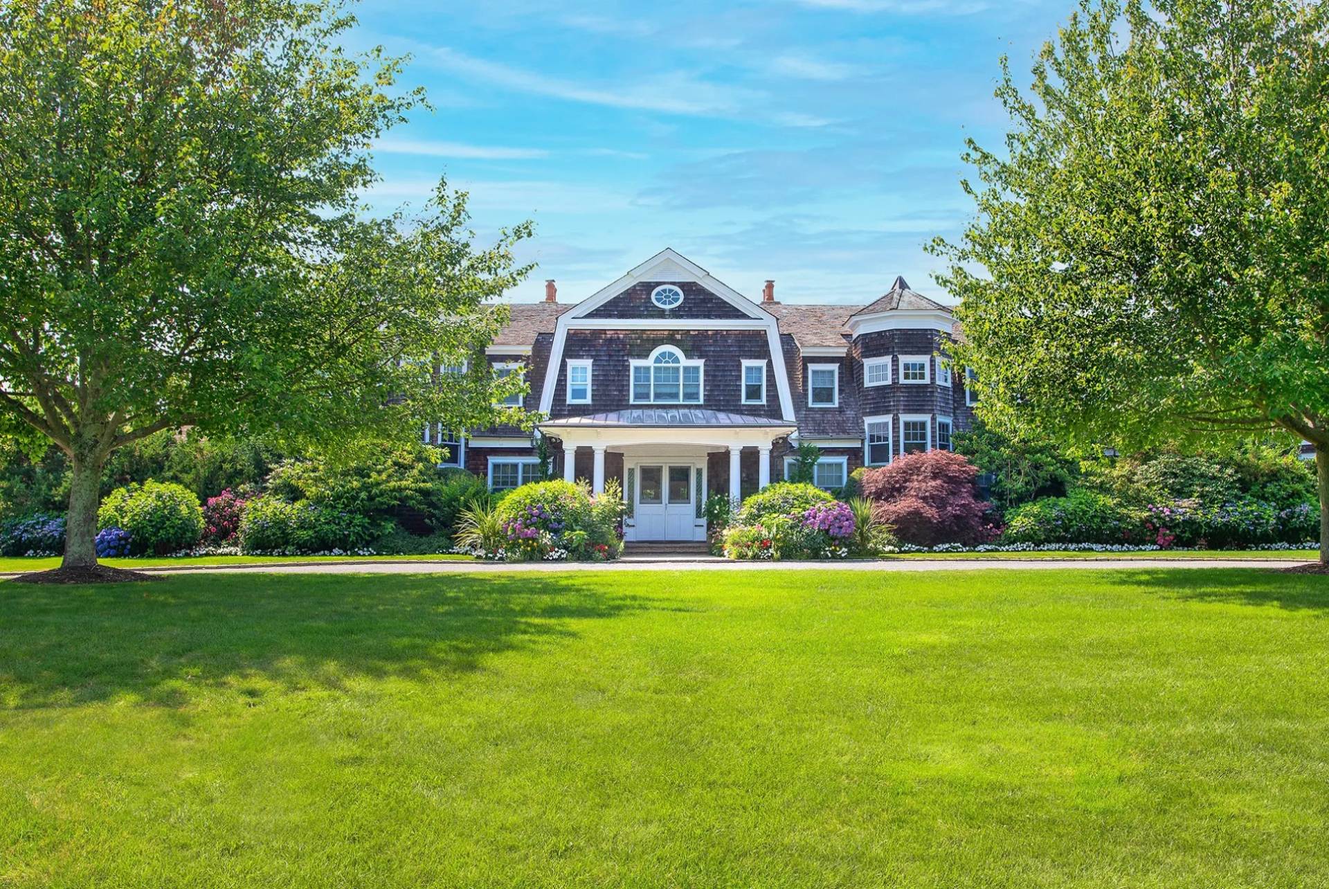 704 OCEAN RD