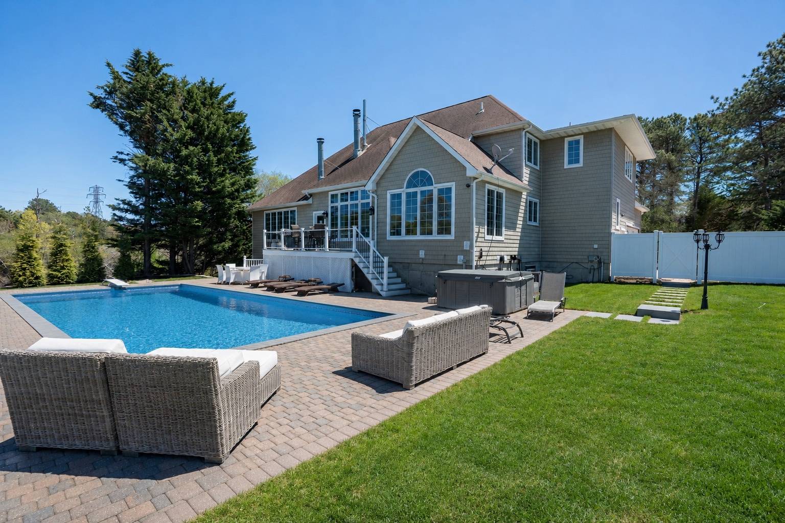 43 Blackwatch Court
