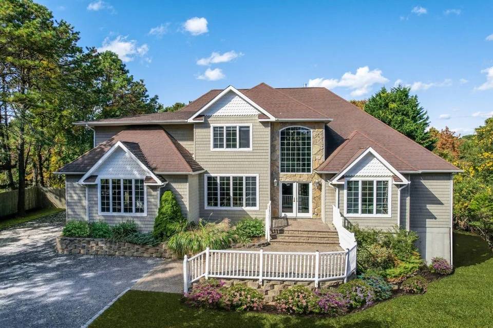 43 Blackwatch Court