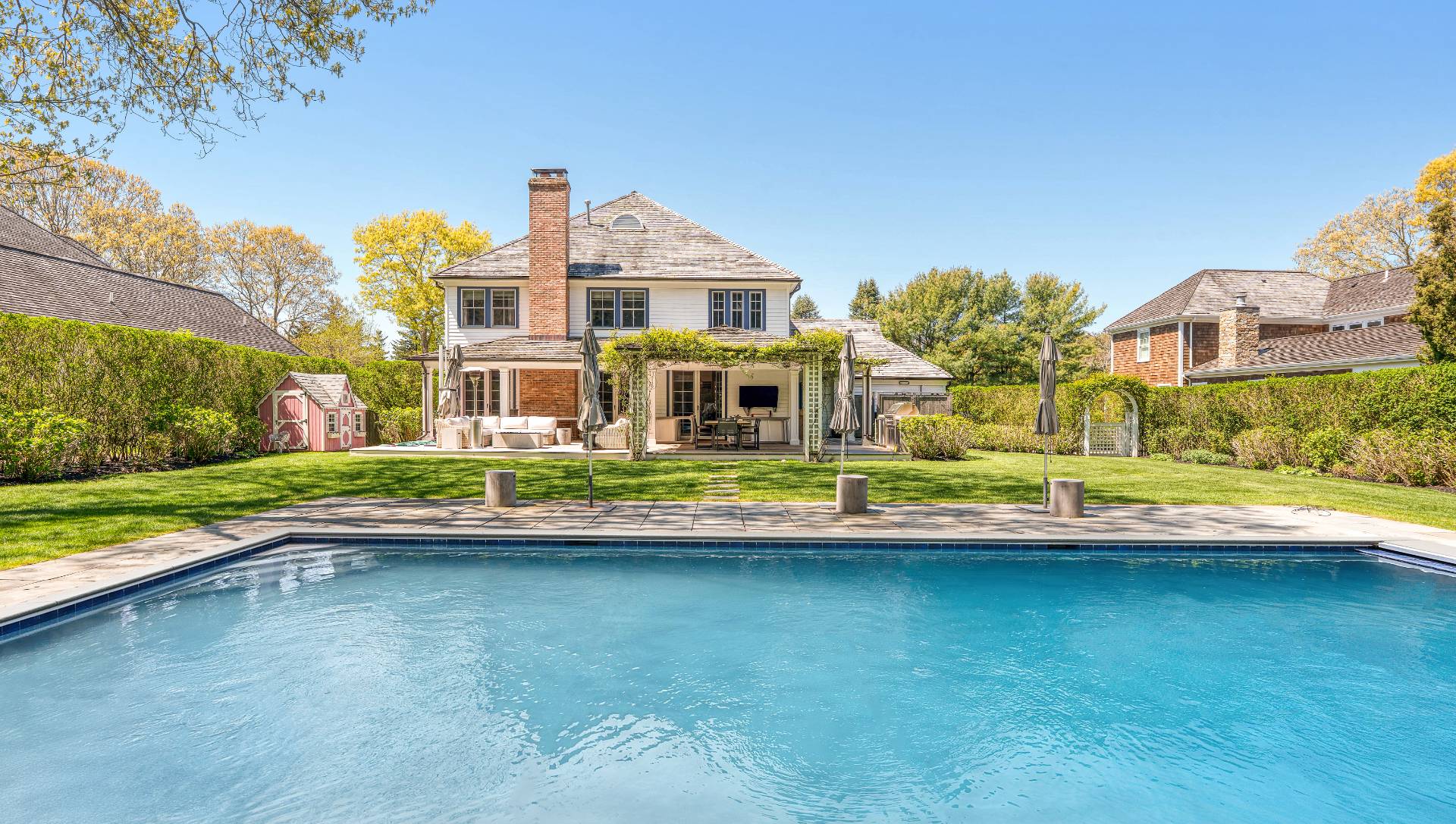 5 Montauk Ave Ext