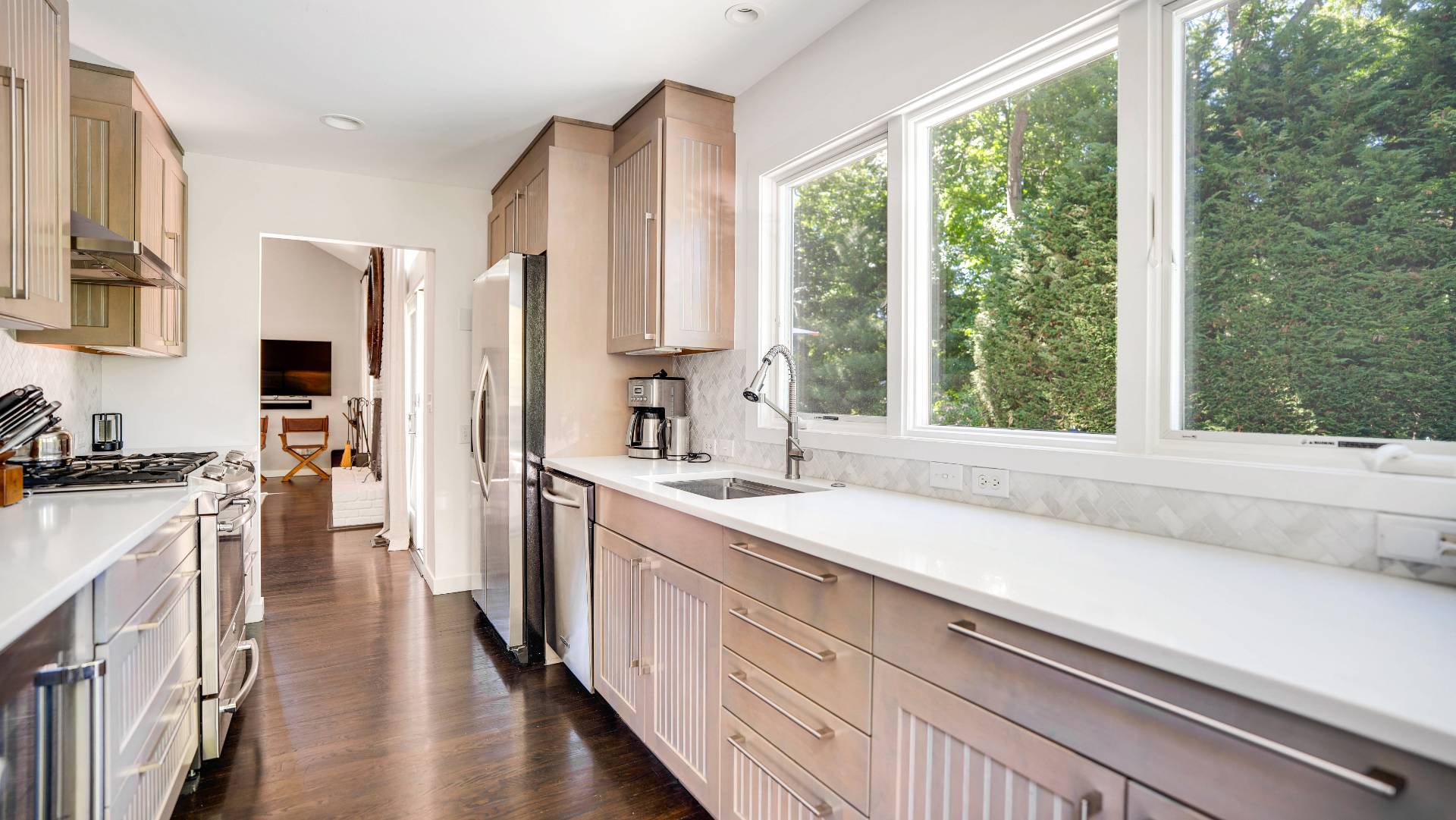 46 Wireless Rd