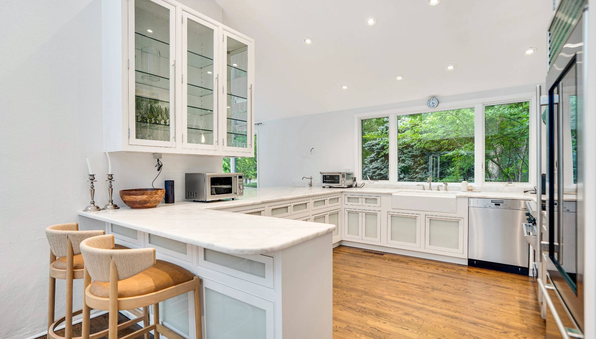 24 Saddle Ln