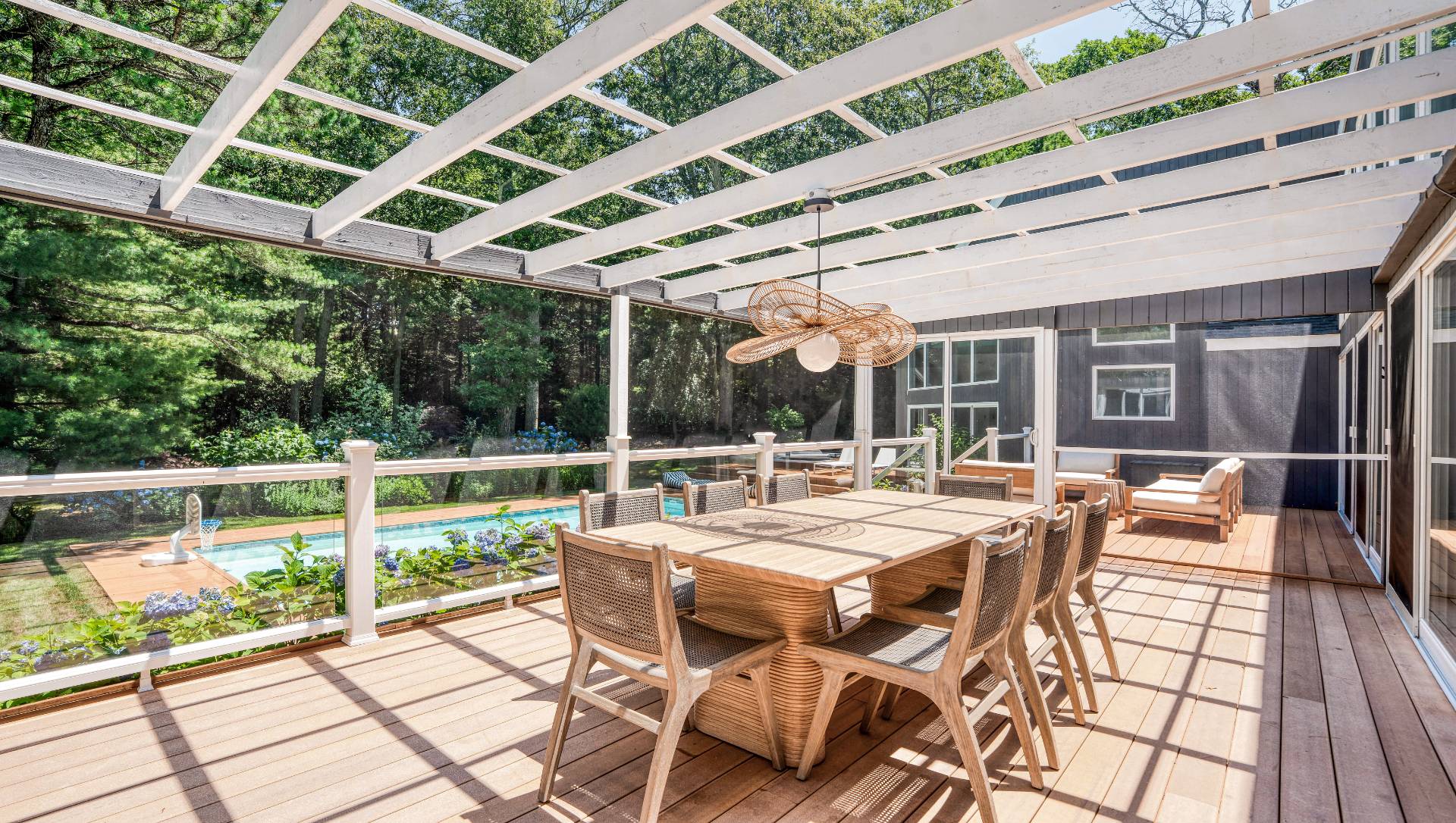 24 Saddle Ln