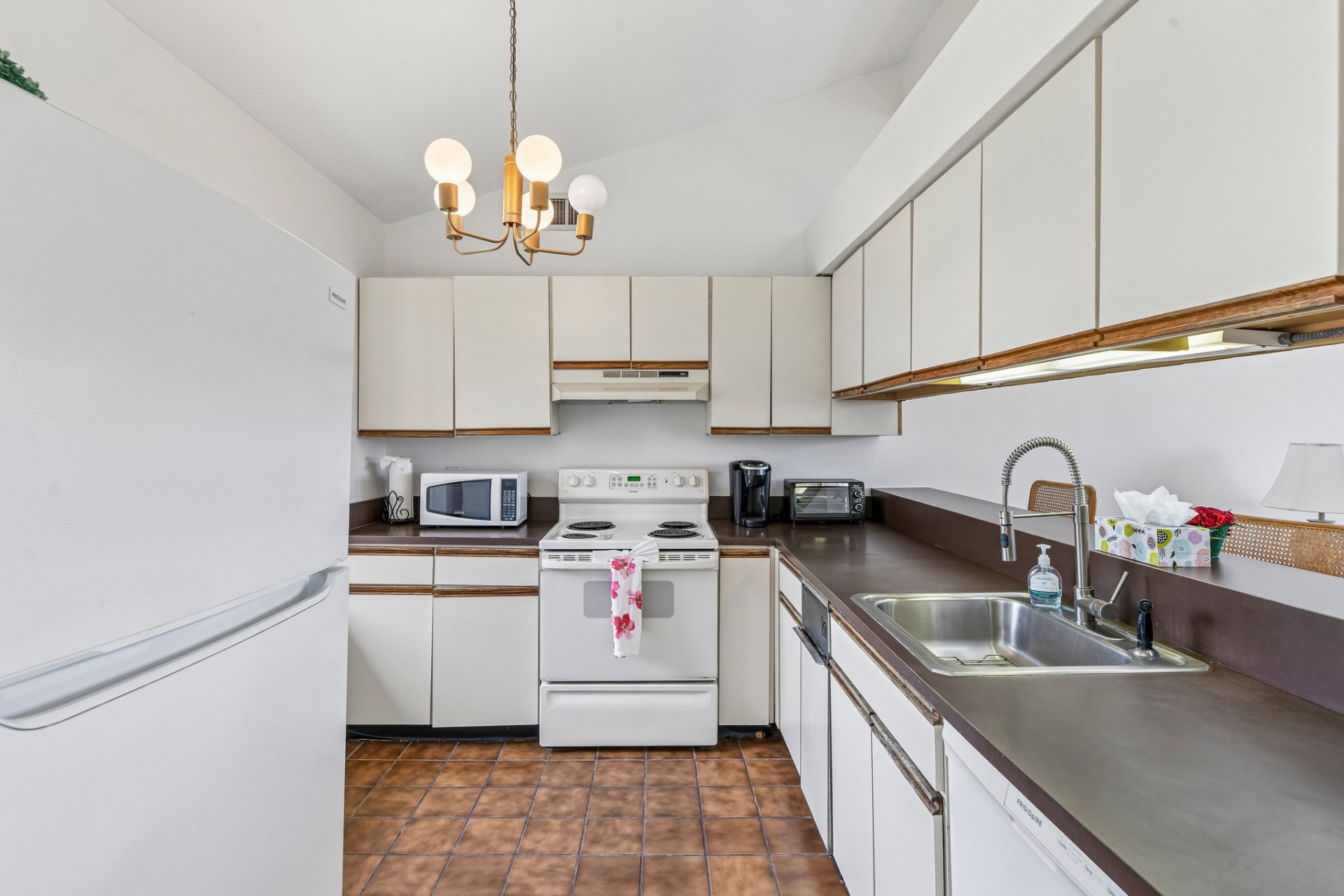 21 S FULTON ST #5
