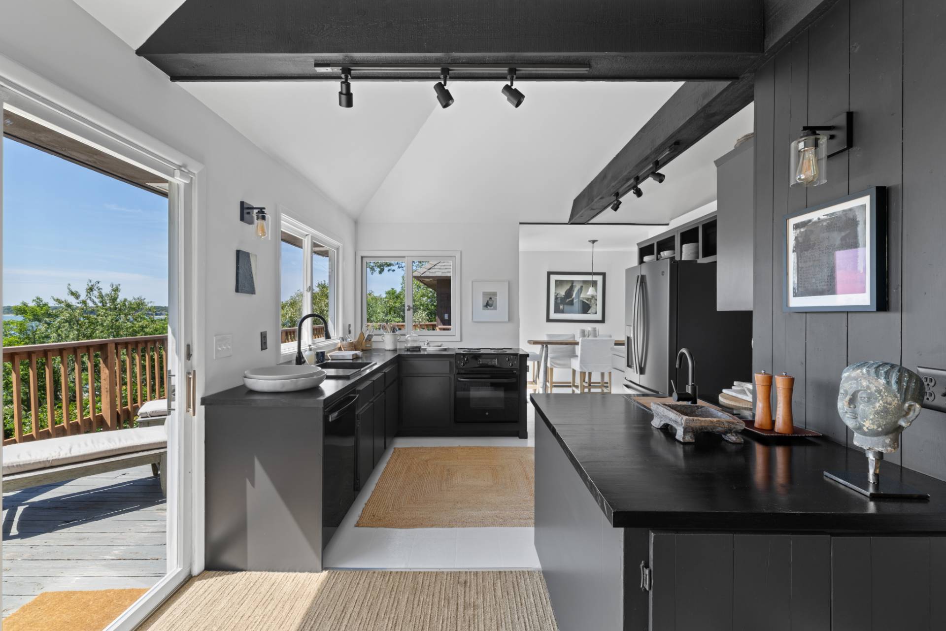 3 Bevan Pl