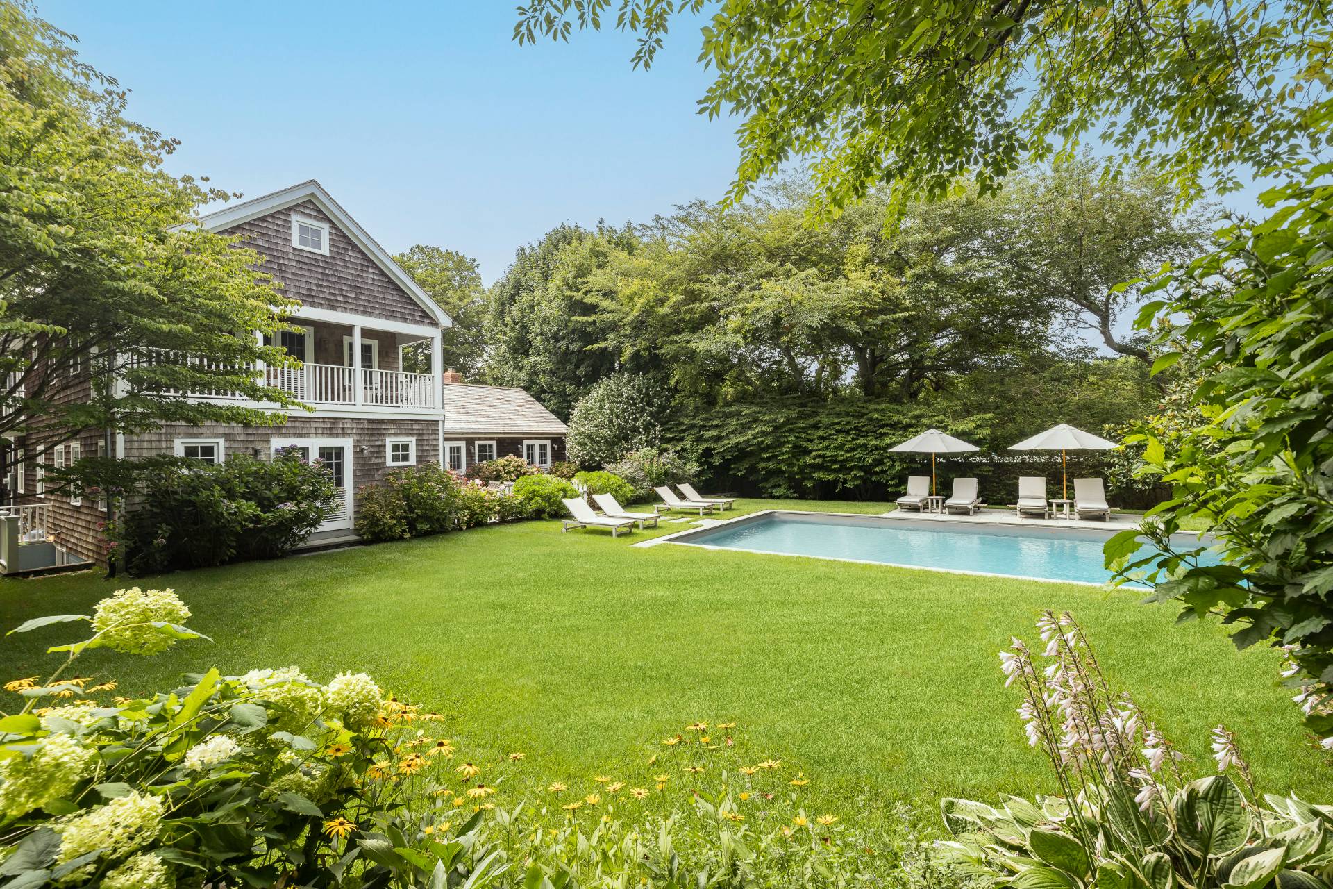 18 Gansett Ln