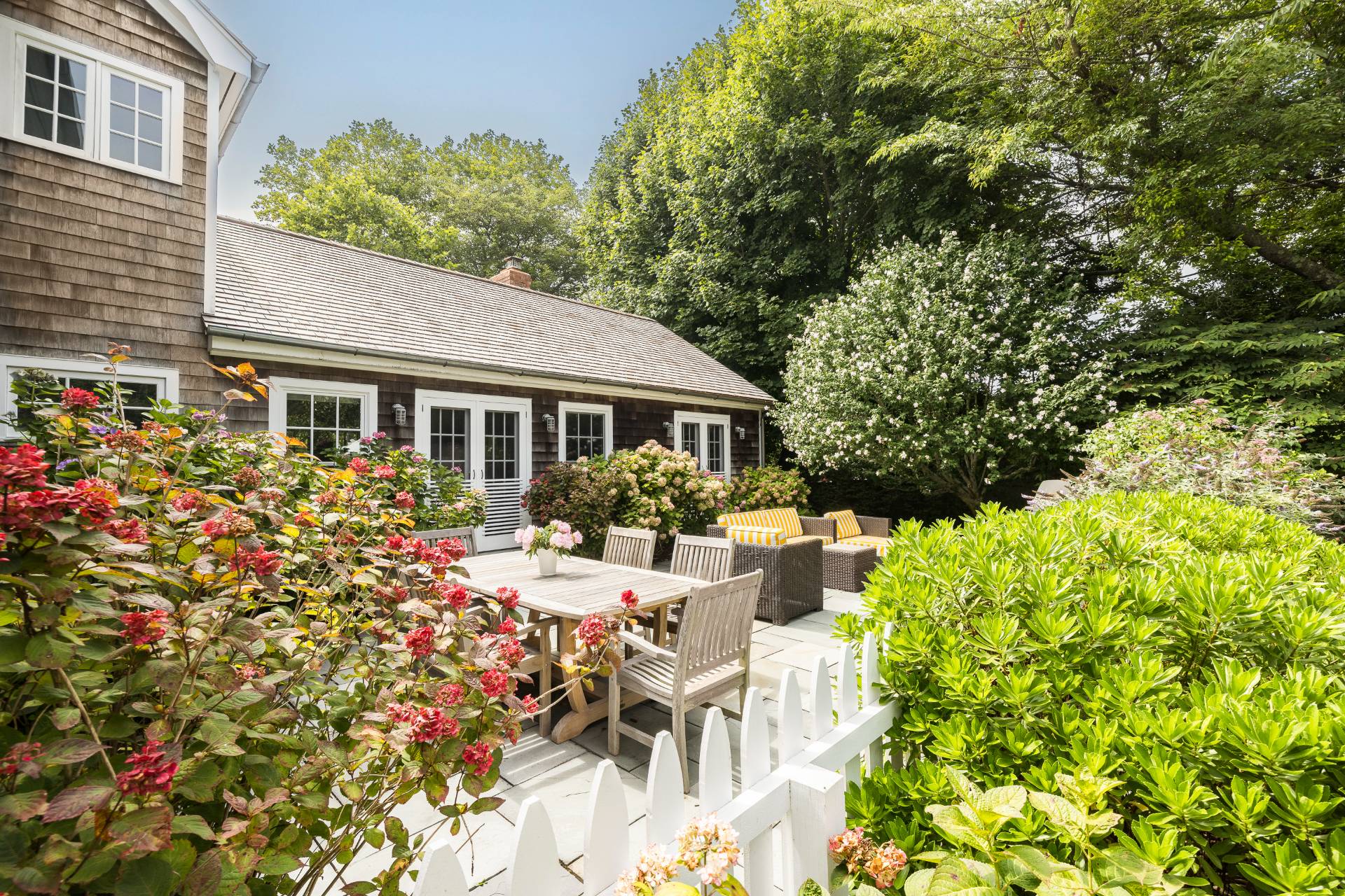 18 Gansett Ln