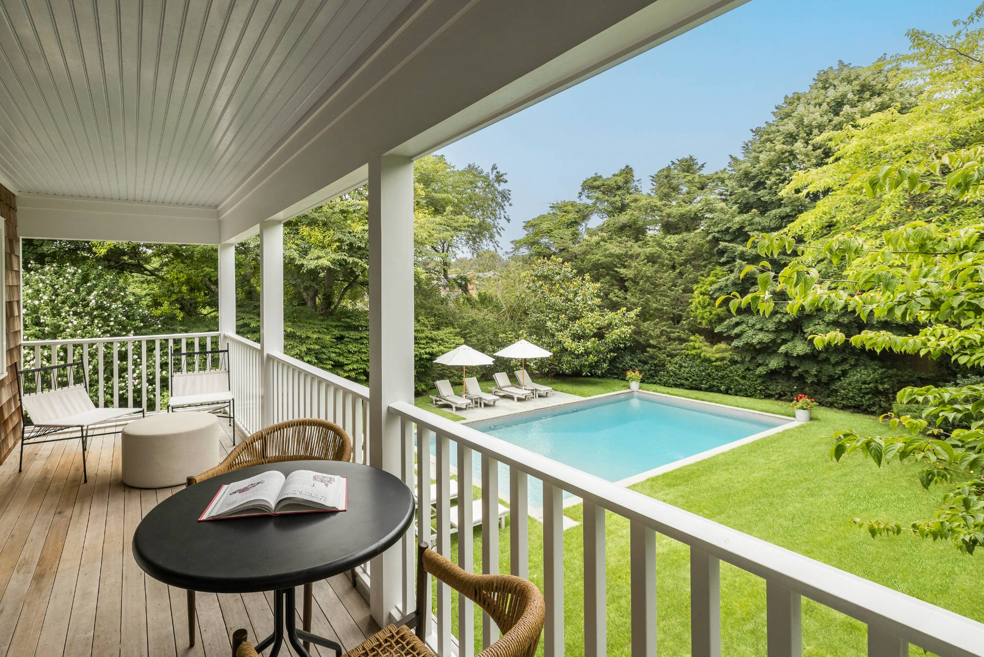 18 Gansett Ln